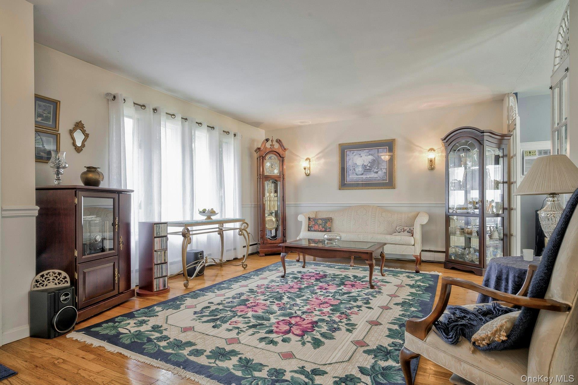 10 Dean Street, Port Jefferson Station, NY 11776