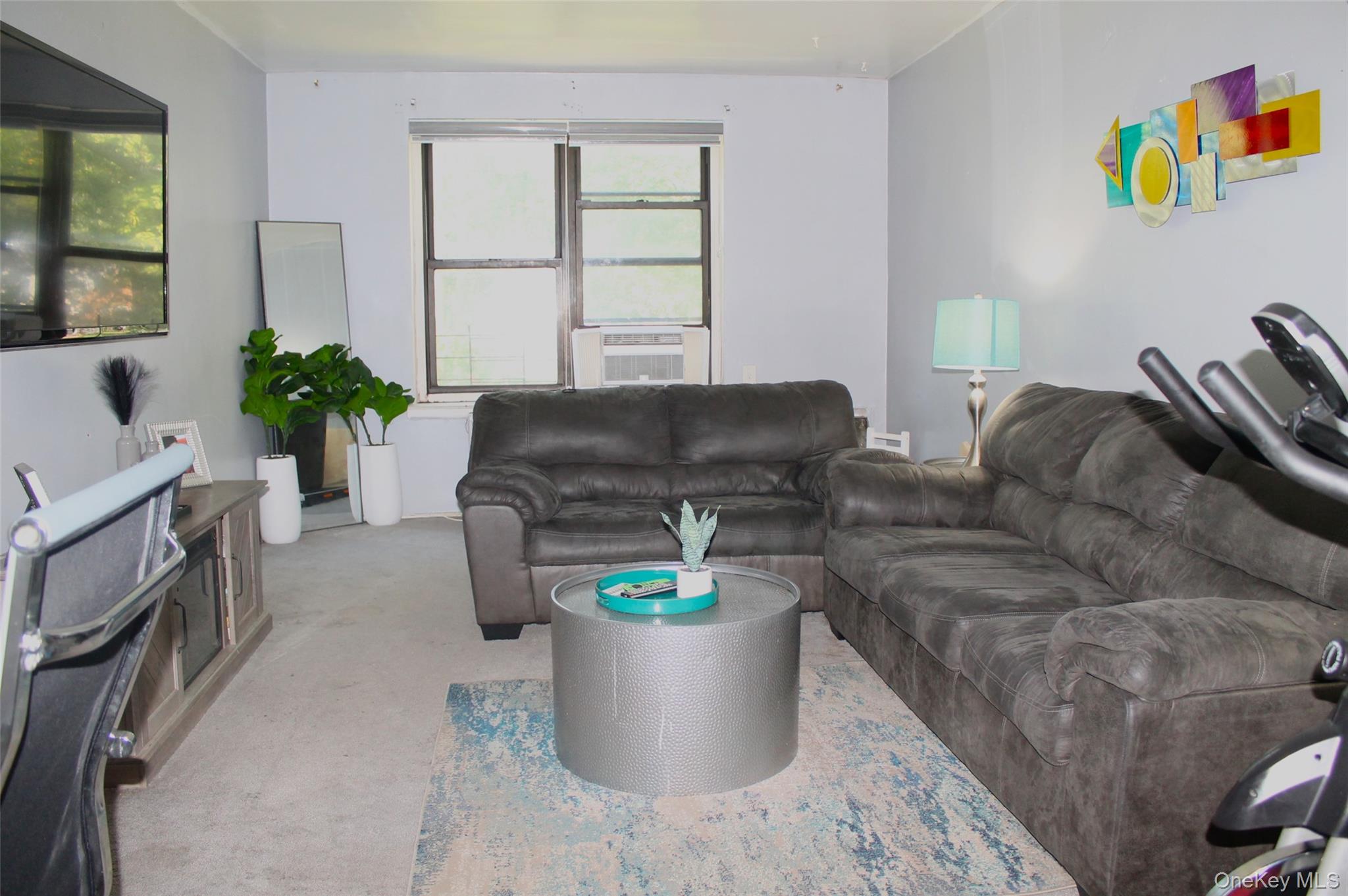 86-70 Francis Lewis Blvd # B-56, Queens Village, NY 11427