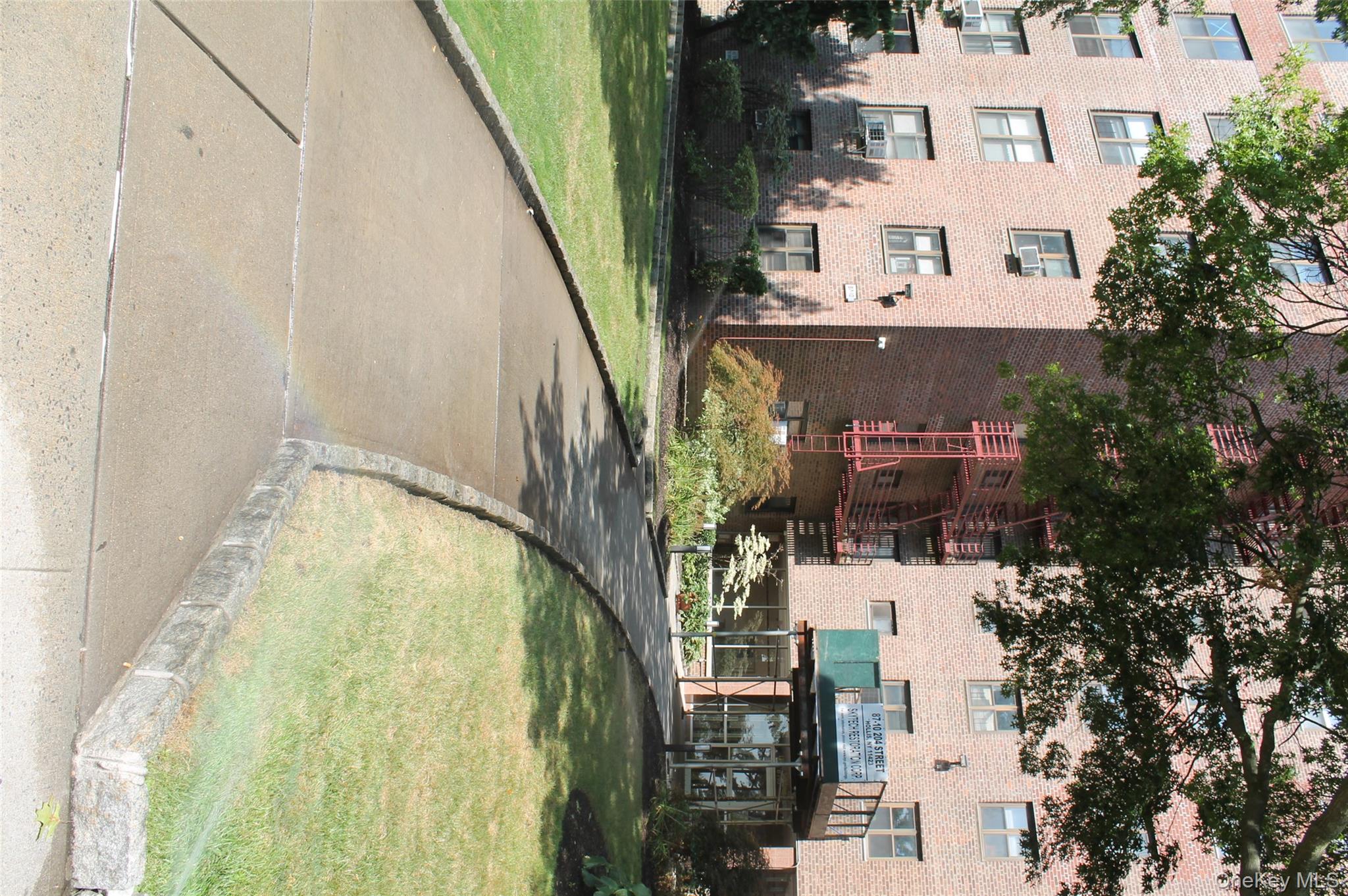 86-70 Francis Lewis Blvd # B-56, Queens Village, NY 11427