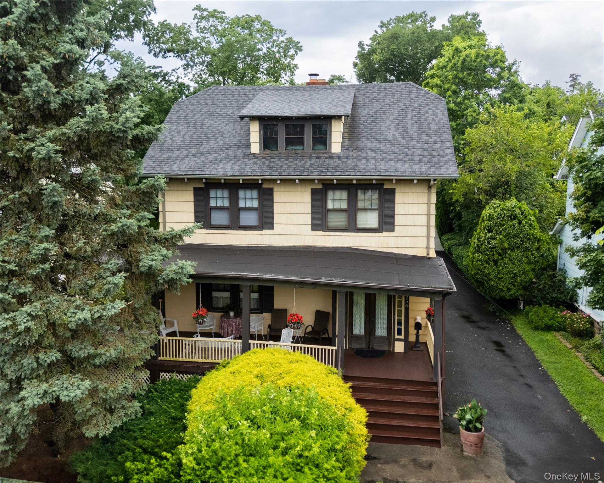 256 N Regent Street, Port Chester, NY 10573