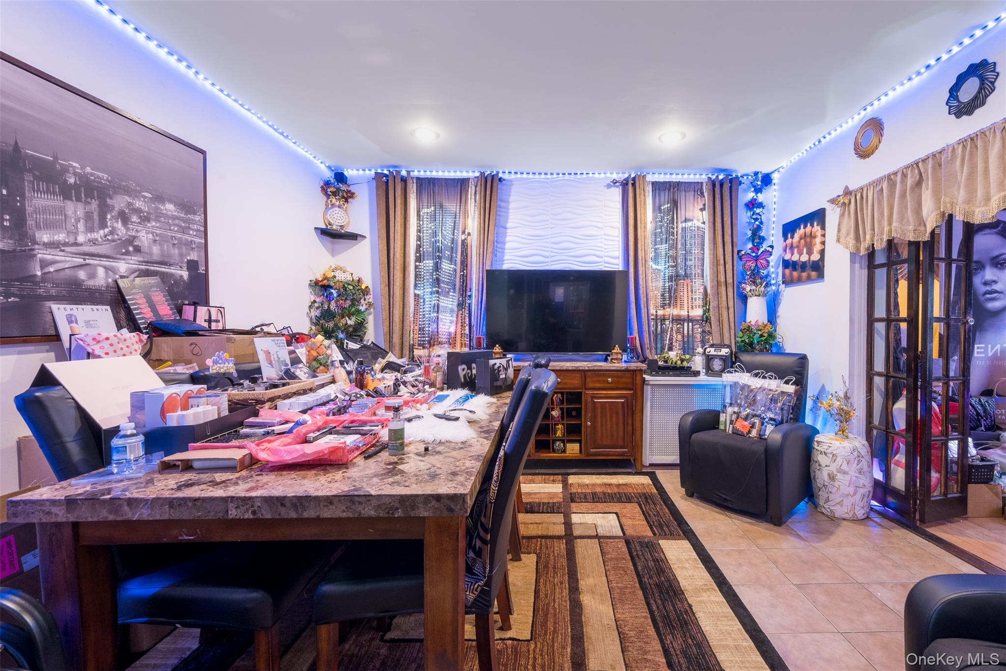 2541 Holland Avenue, Bronx, NY 10467