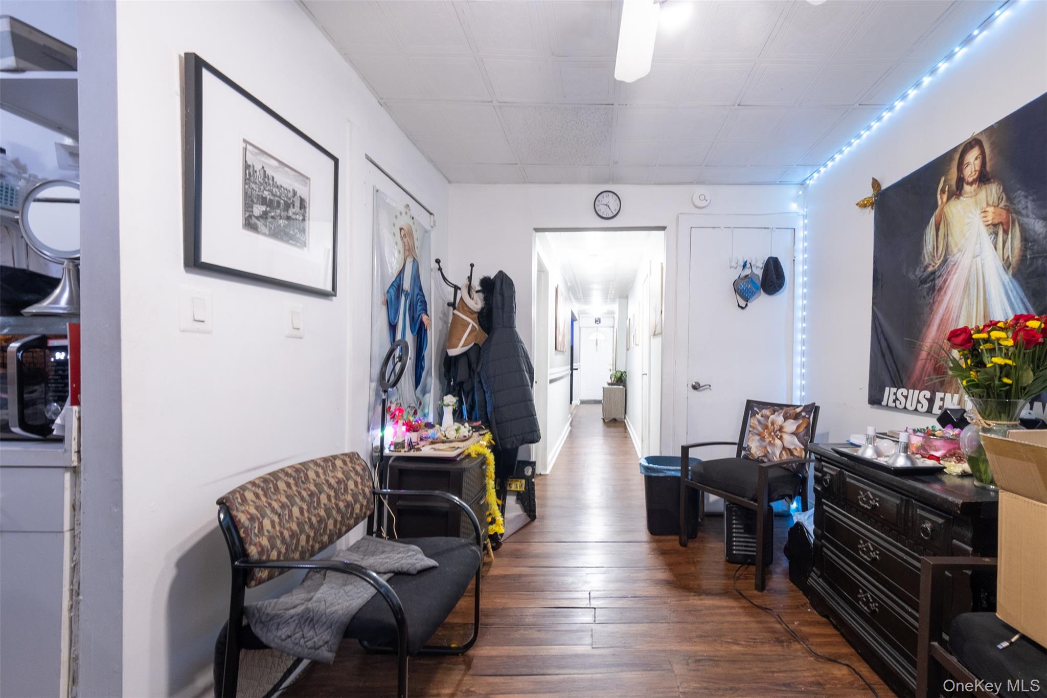 2541 Holland Avenue, Bronx, NY 10467