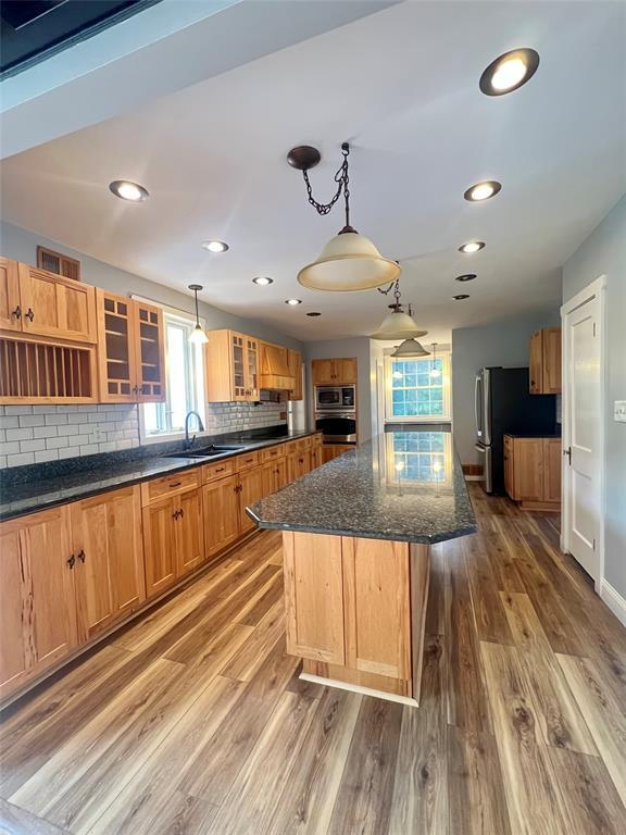 194 River Road, Walden, NY 12586