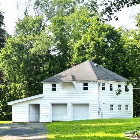 194 River Road, Walden, NY 12586