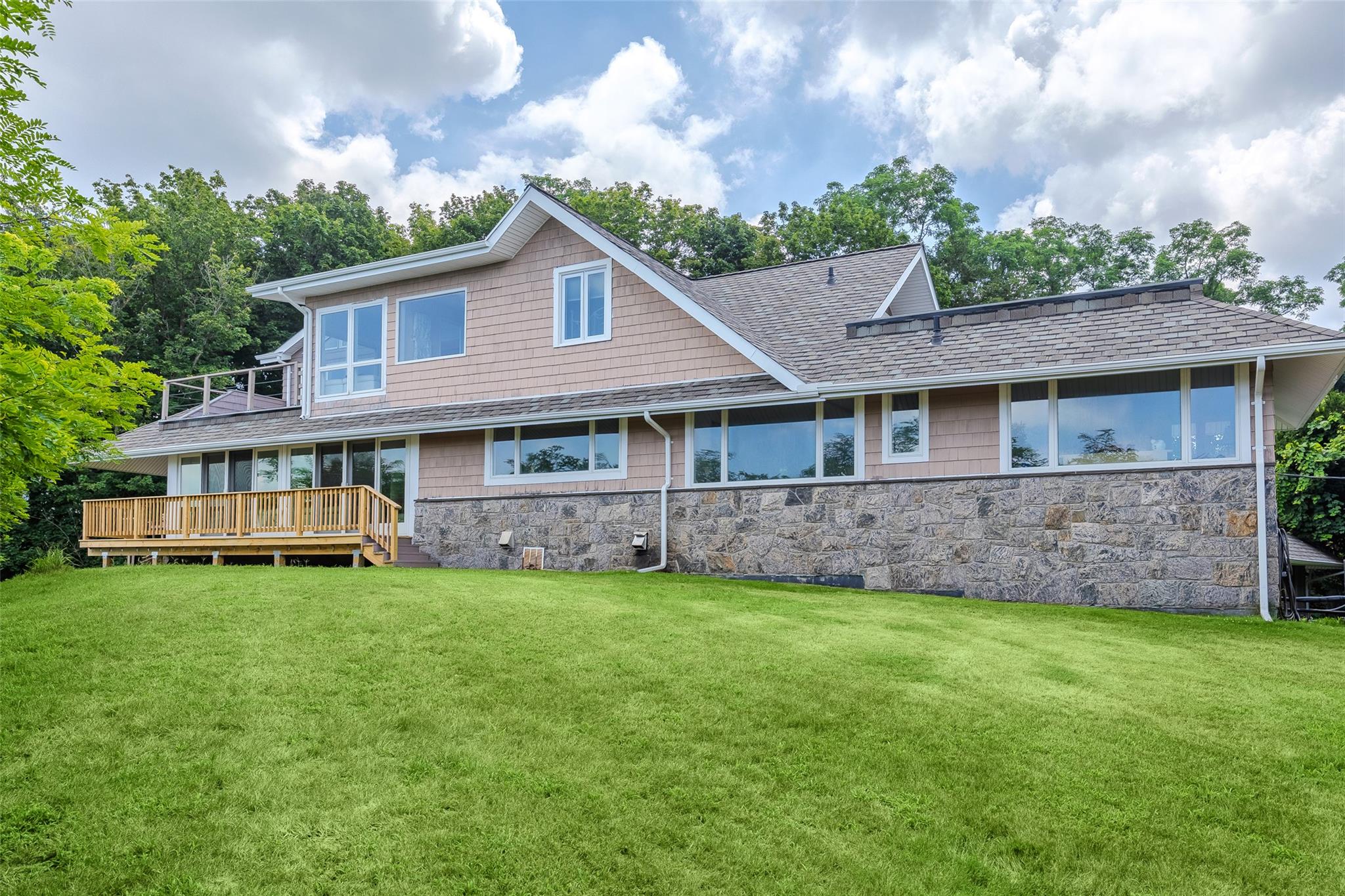 137 Briarcliff Road, Shoreham, NY 11786