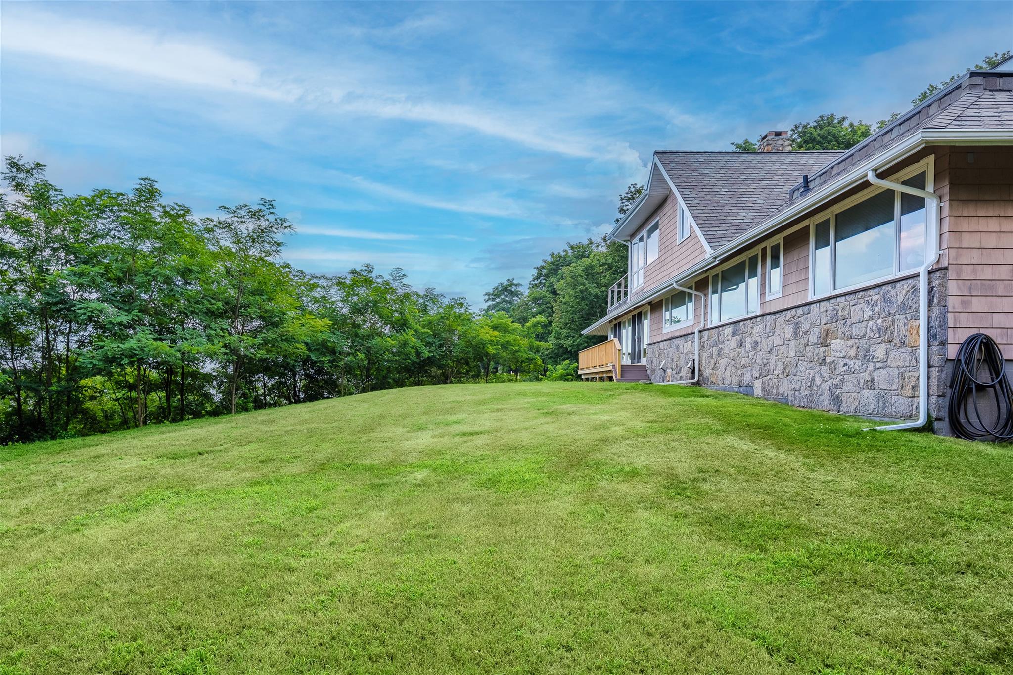 137 Briarcliff Road, Shoreham, NY 11786