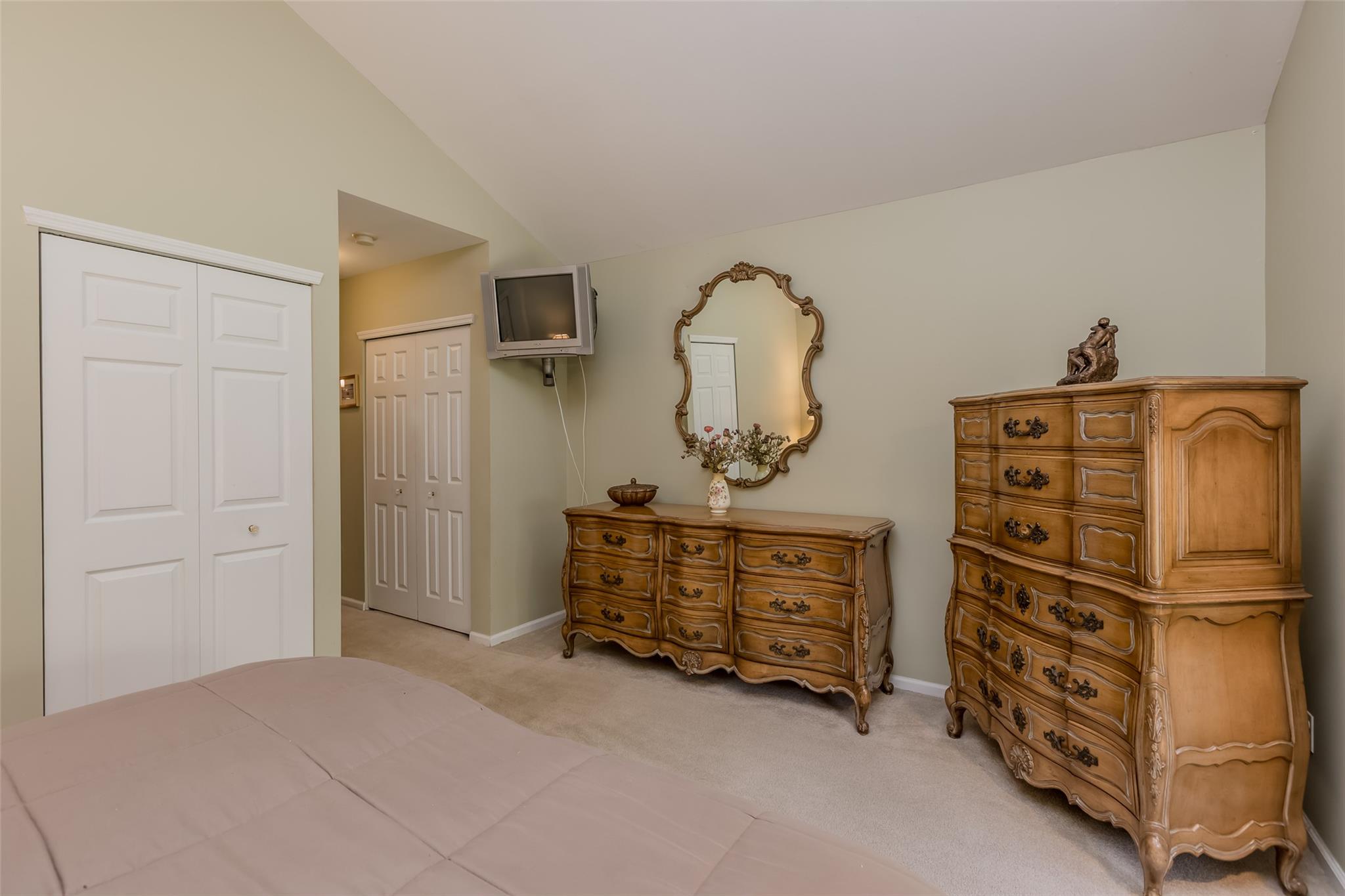 1 Kate Circle, Middle Island, NY 11953