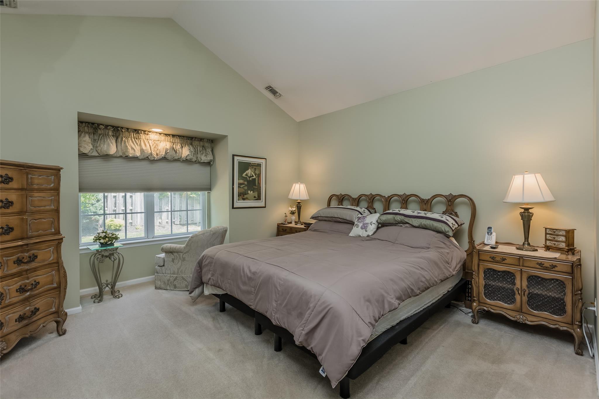 1 Kate Circle, Middle Island, NY 11953