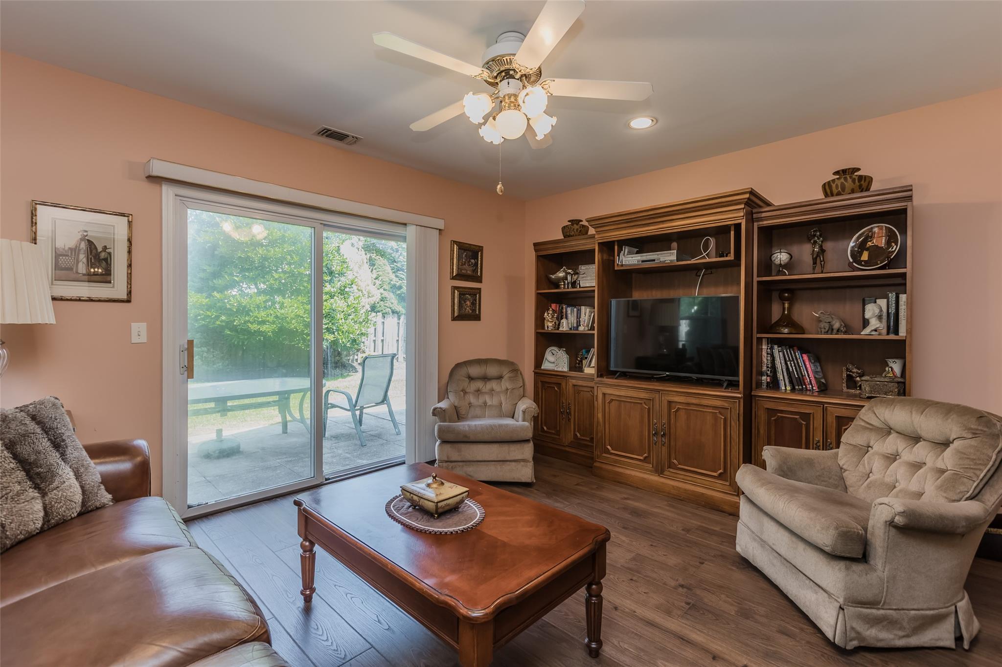 1 Kate Circle, Middle Island, NY 11953