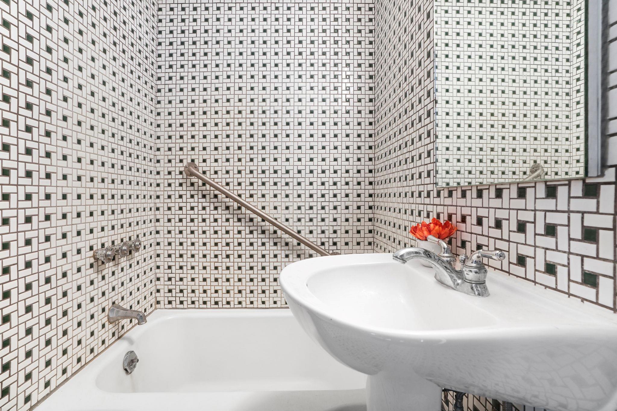 17 W Main Street, Goldens Bridge, NY 10526