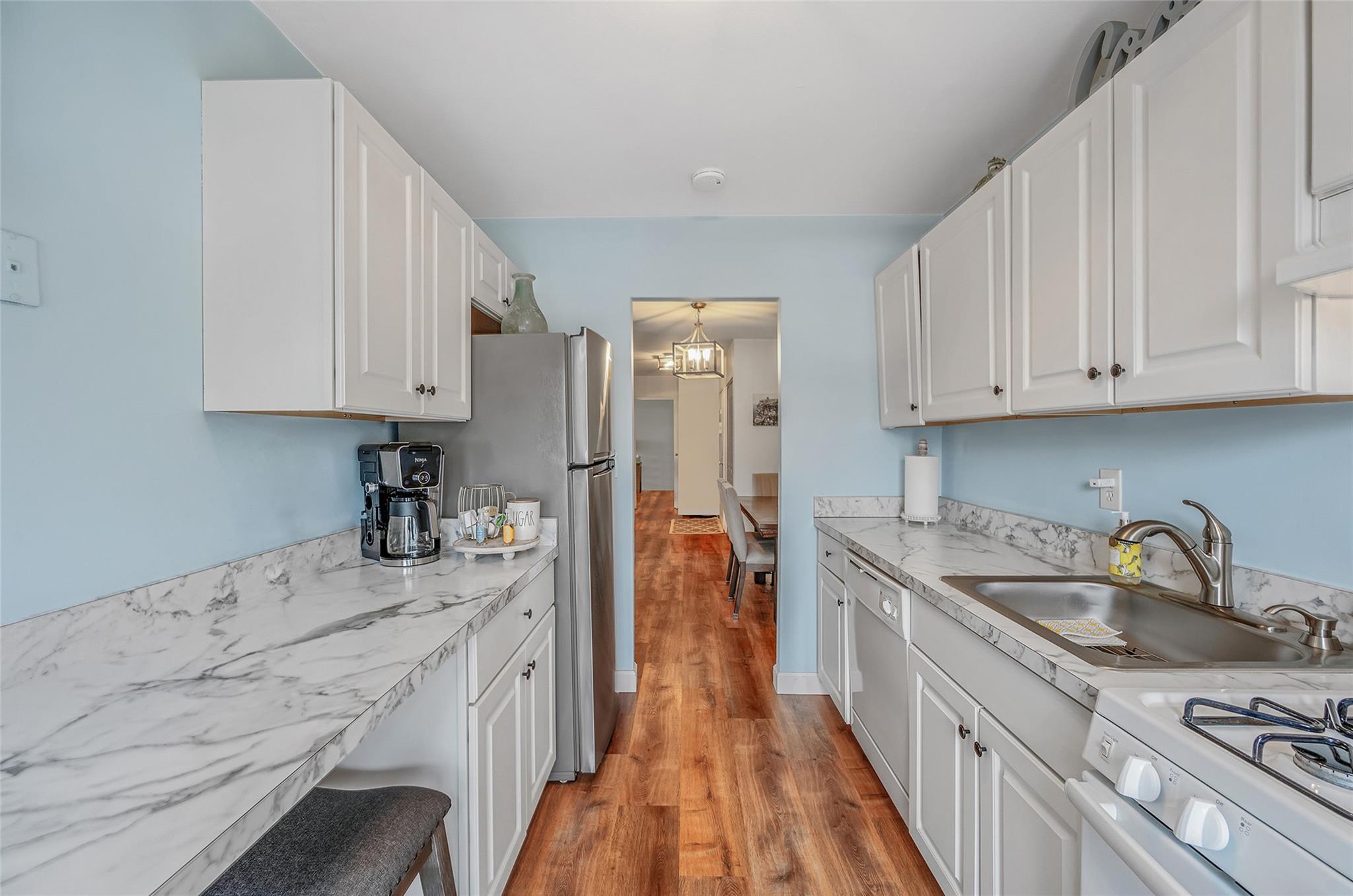 460 Old Town # 8H, Port Jefferson, NY 11776