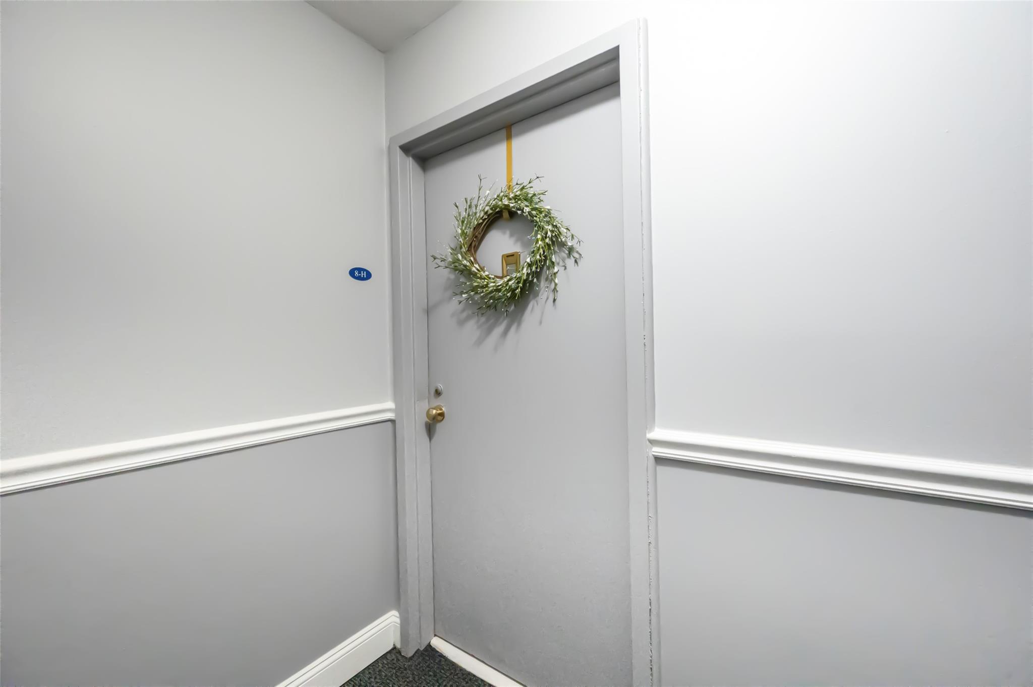 460 Old Town # 8H, Port Jefferson, NY 11776