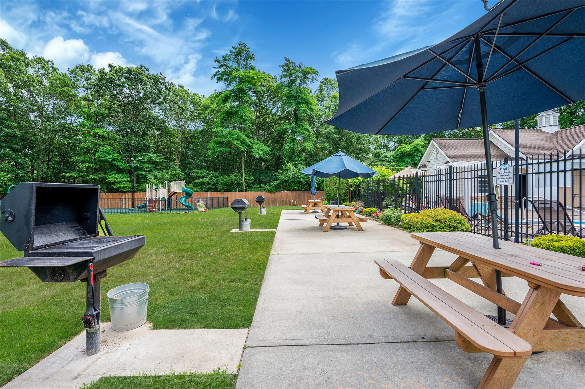 460 Old Town # 8H, Port Jefferson, NY 11776