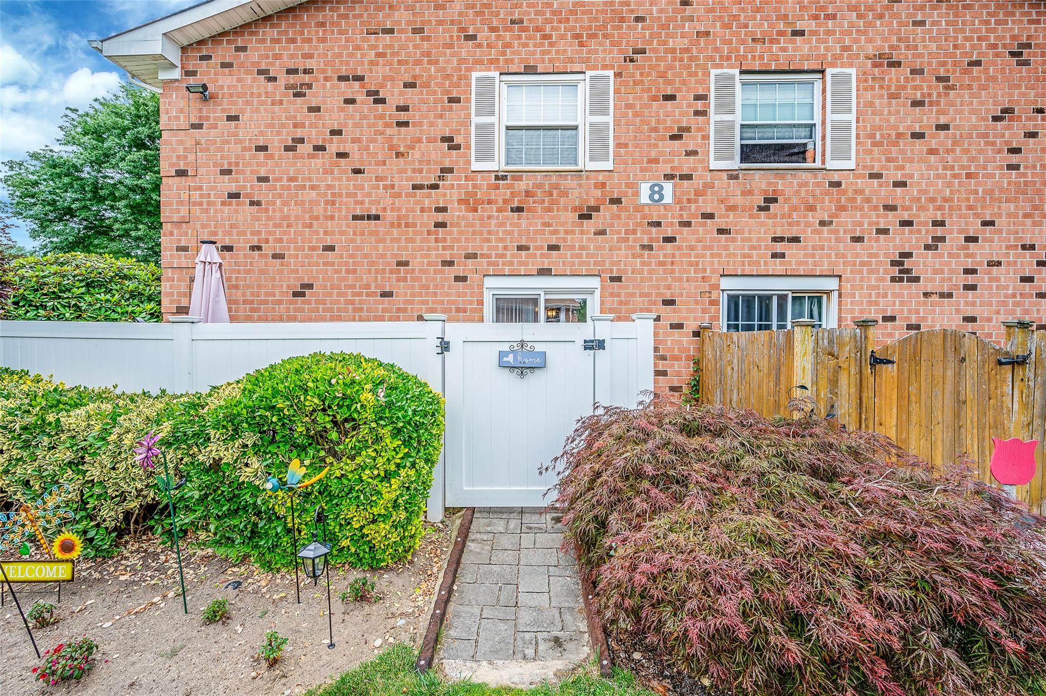 460 Old Town # 8H, Port Jefferson, NY 11776