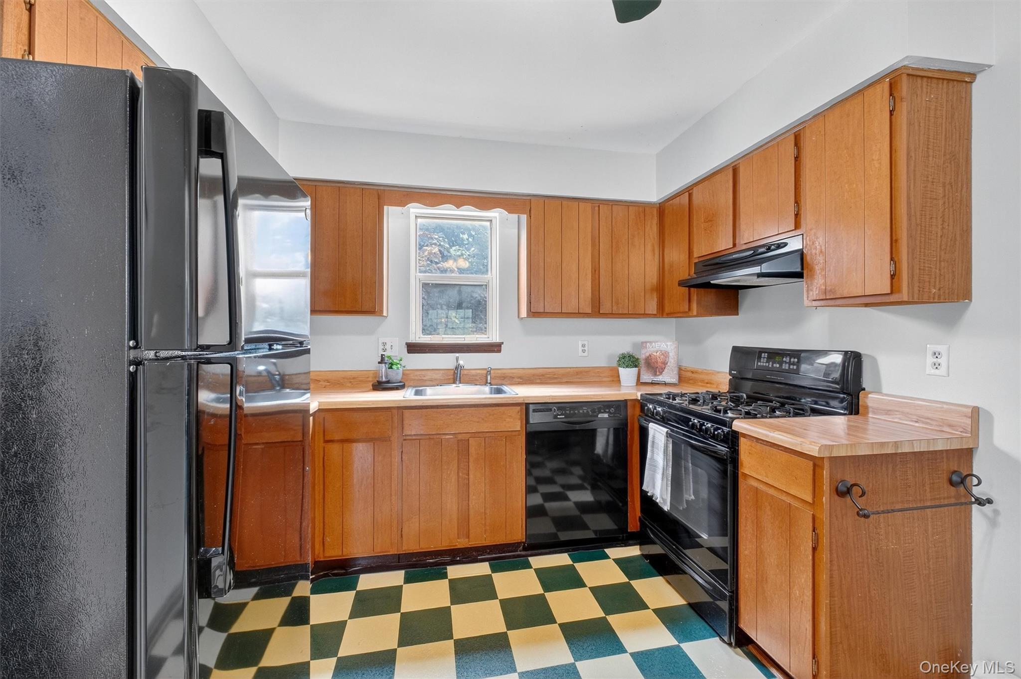 20 Aspen Court, Fishkill, NY 12524