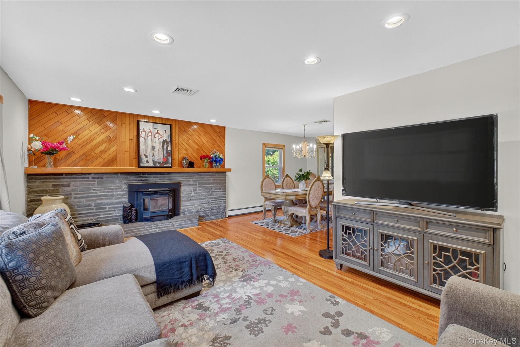 5 Verplanck Avenue, Hopewell Junction, NY 12533