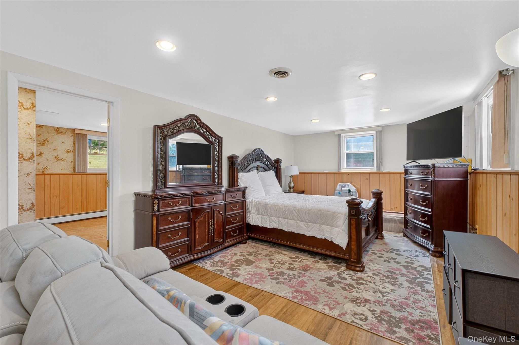 5 Verplanck Avenue, Hopewell Junction, NY 12533