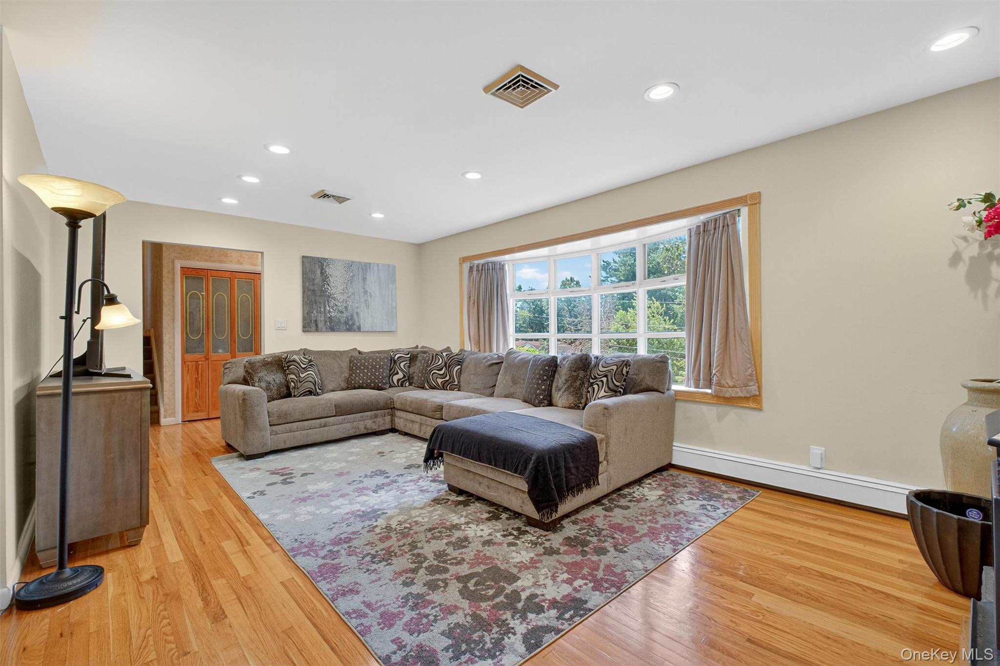 5 Verplanck Avenue, Hopewell Junction, NY 12533