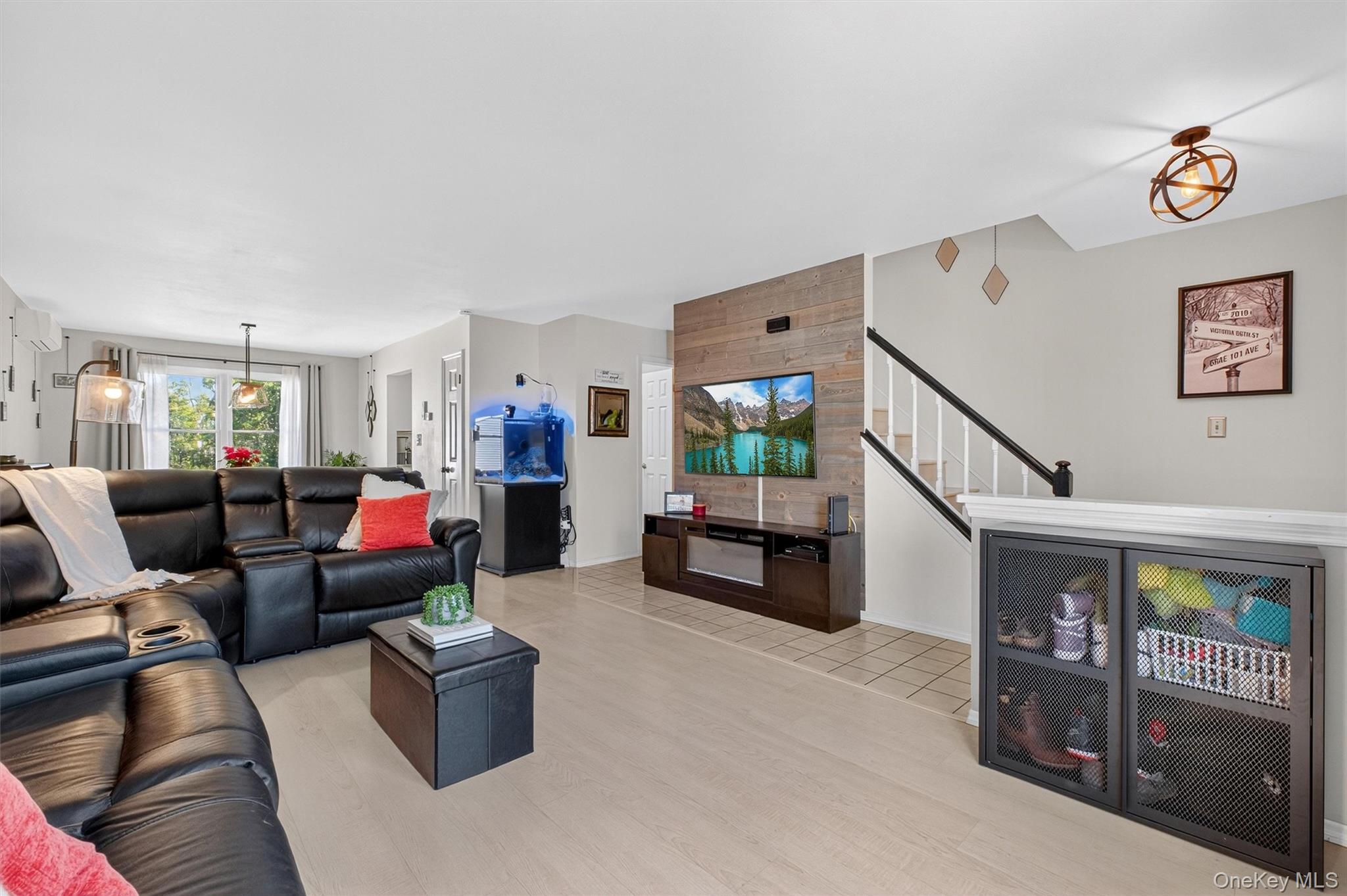 33 Aspen Court, Fishkill, NY 12524