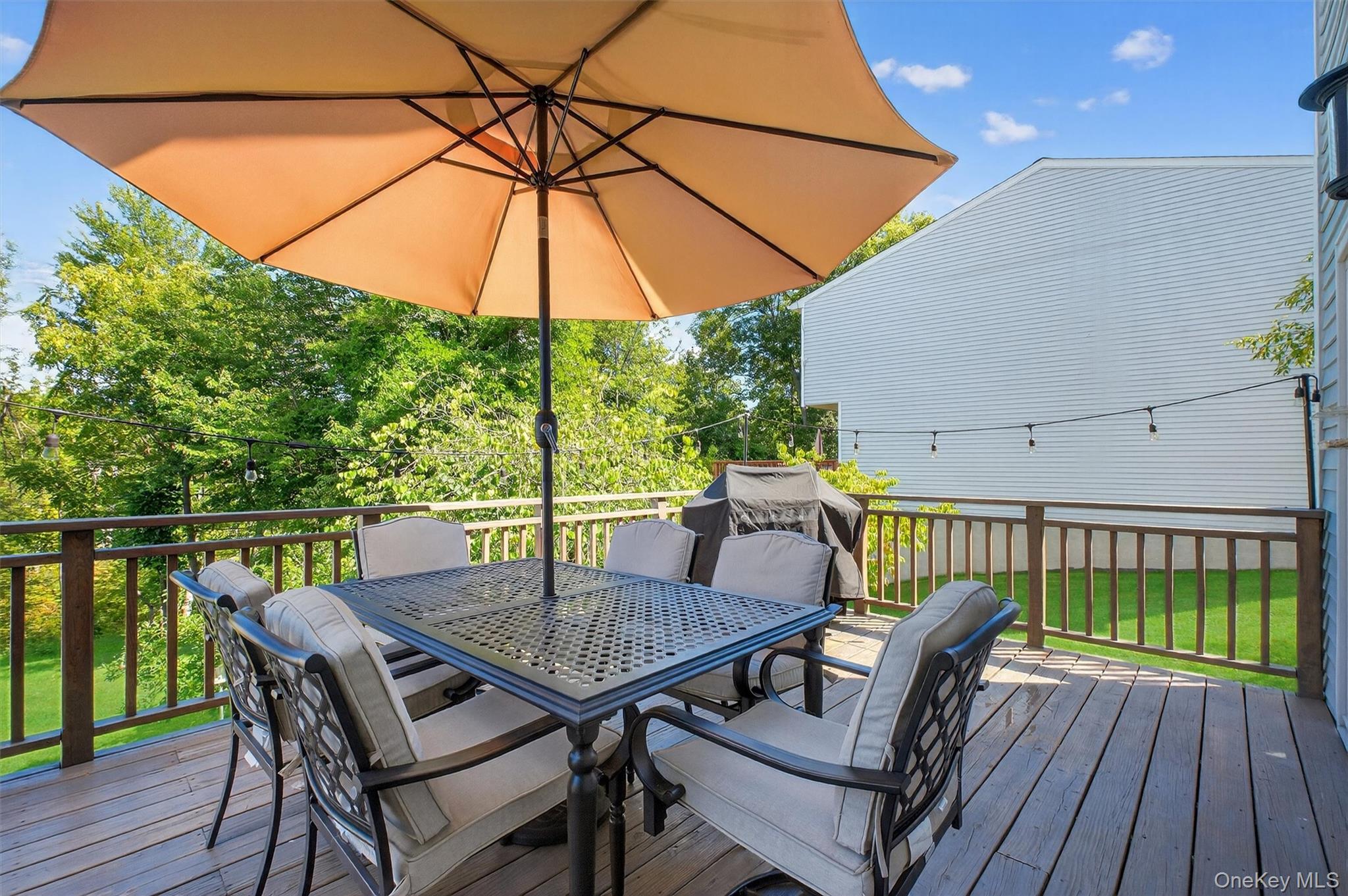 33 Aspen Court, Fishkill, NY 12524