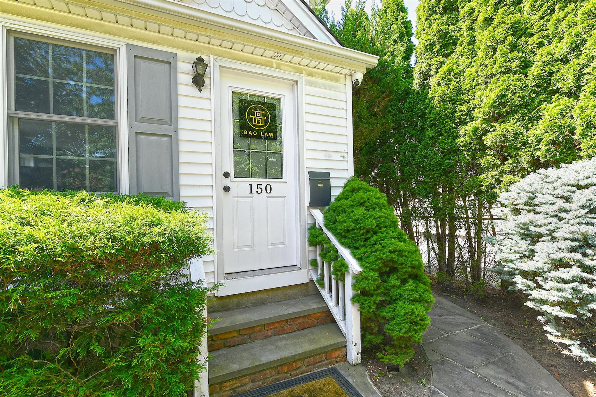 150 Bayview Avenue, Port Washington, NY 11050