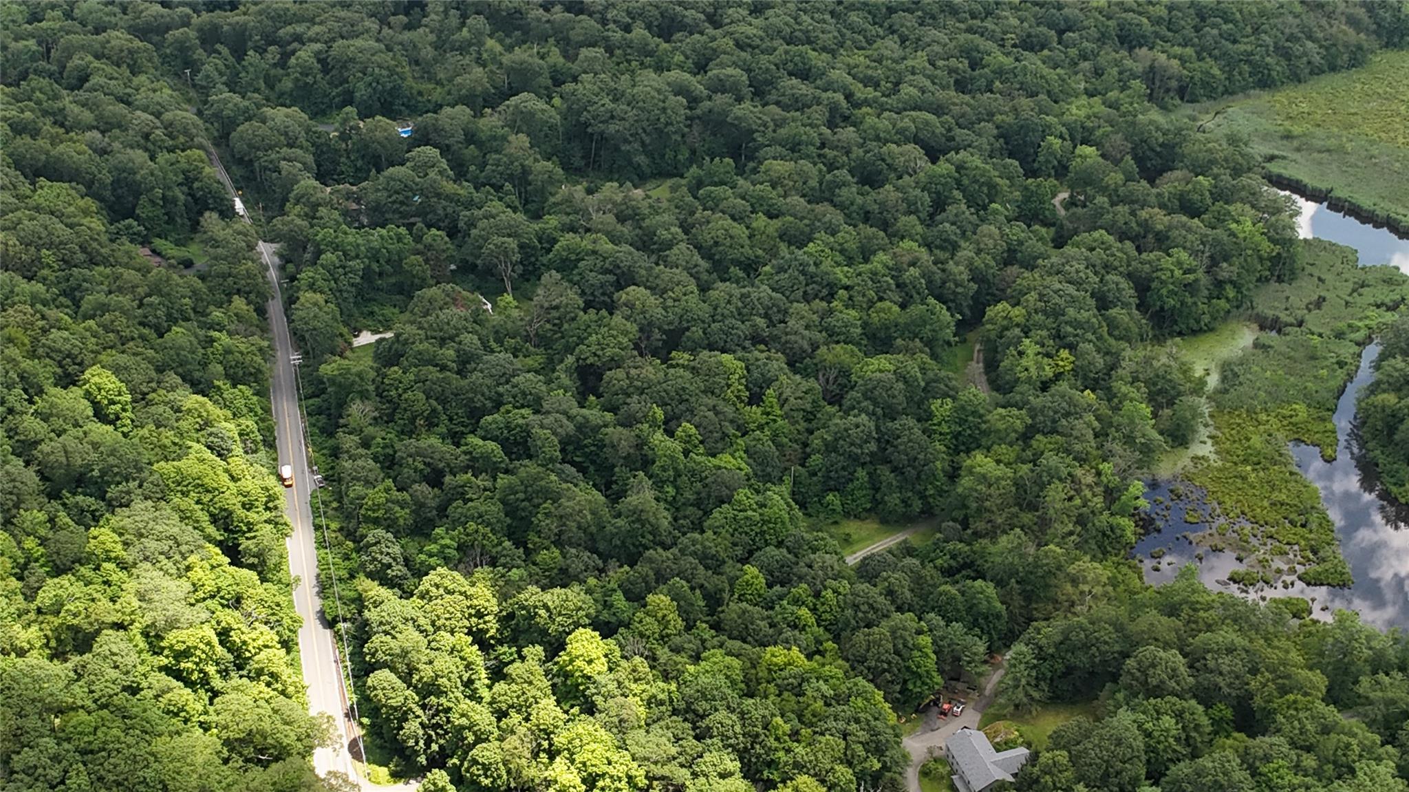 727 Farmers Mills Road, Carmel, NY 10512