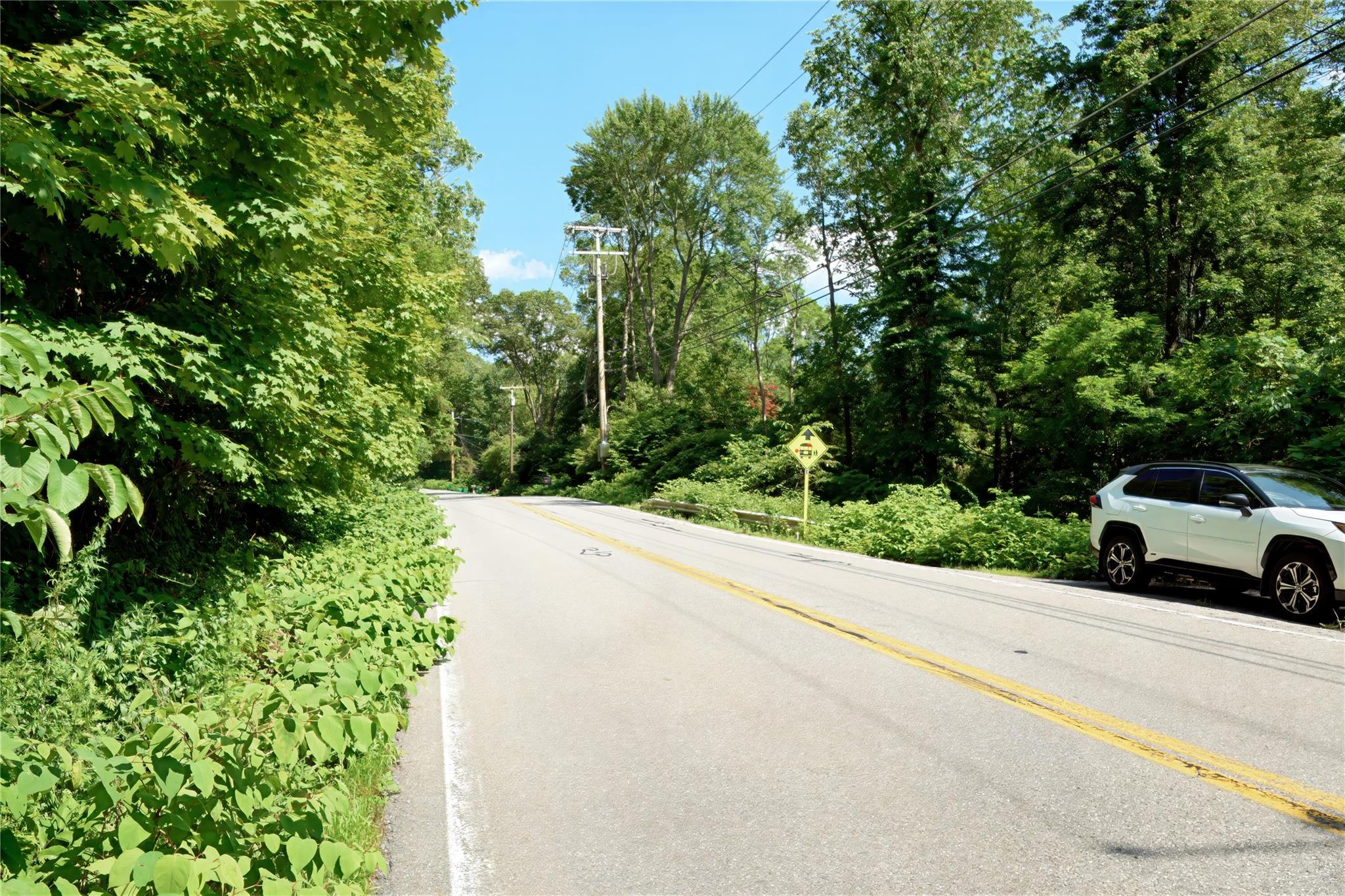 727 Farmers Mills Road, Carmel, NY 10512