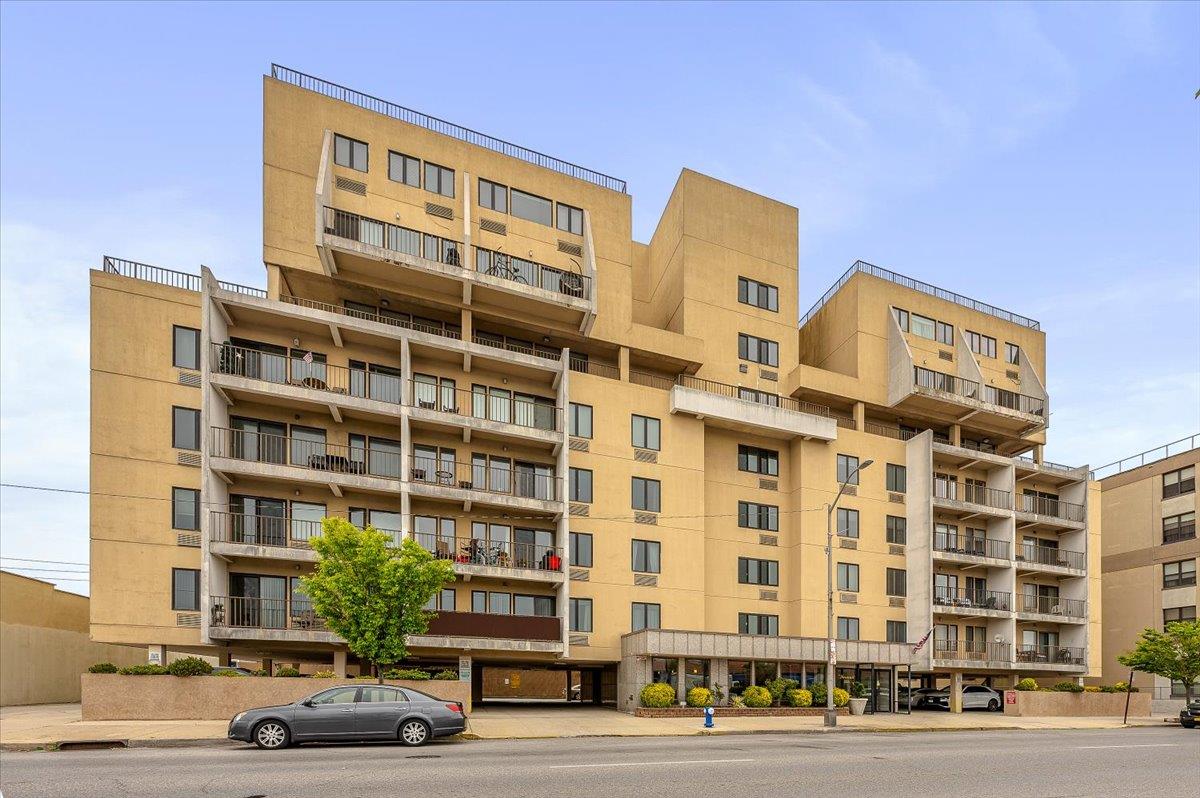 235 W Park Avenue # 205, Long Beach, NY 11561