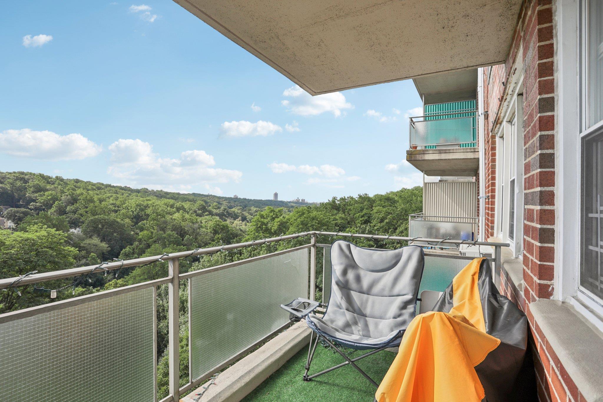 385 Mclean Avenue # 10B, Yonkers, NY 10705