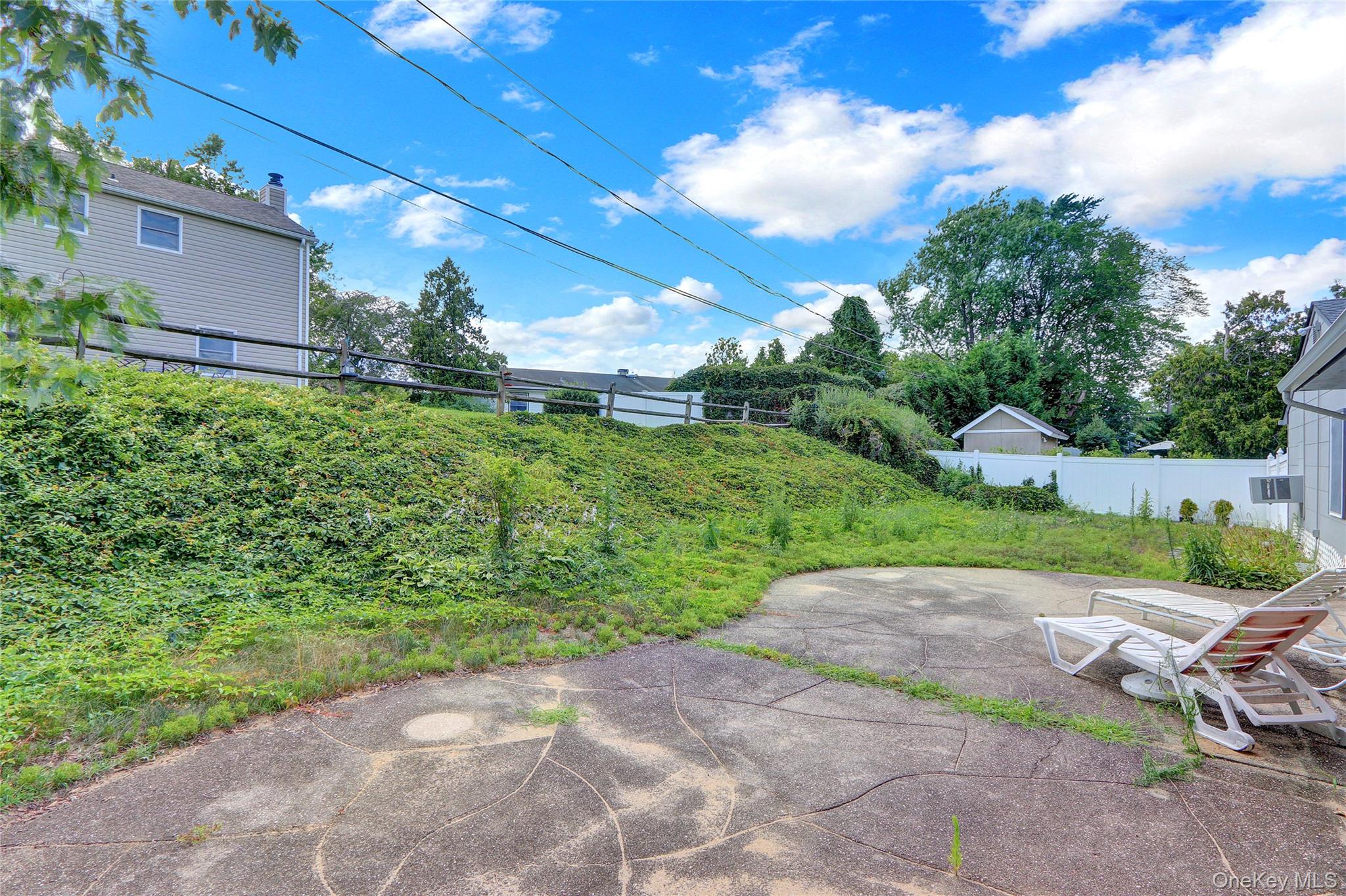 4 Tulip Grove Drive, Lake Grove, NY 11755