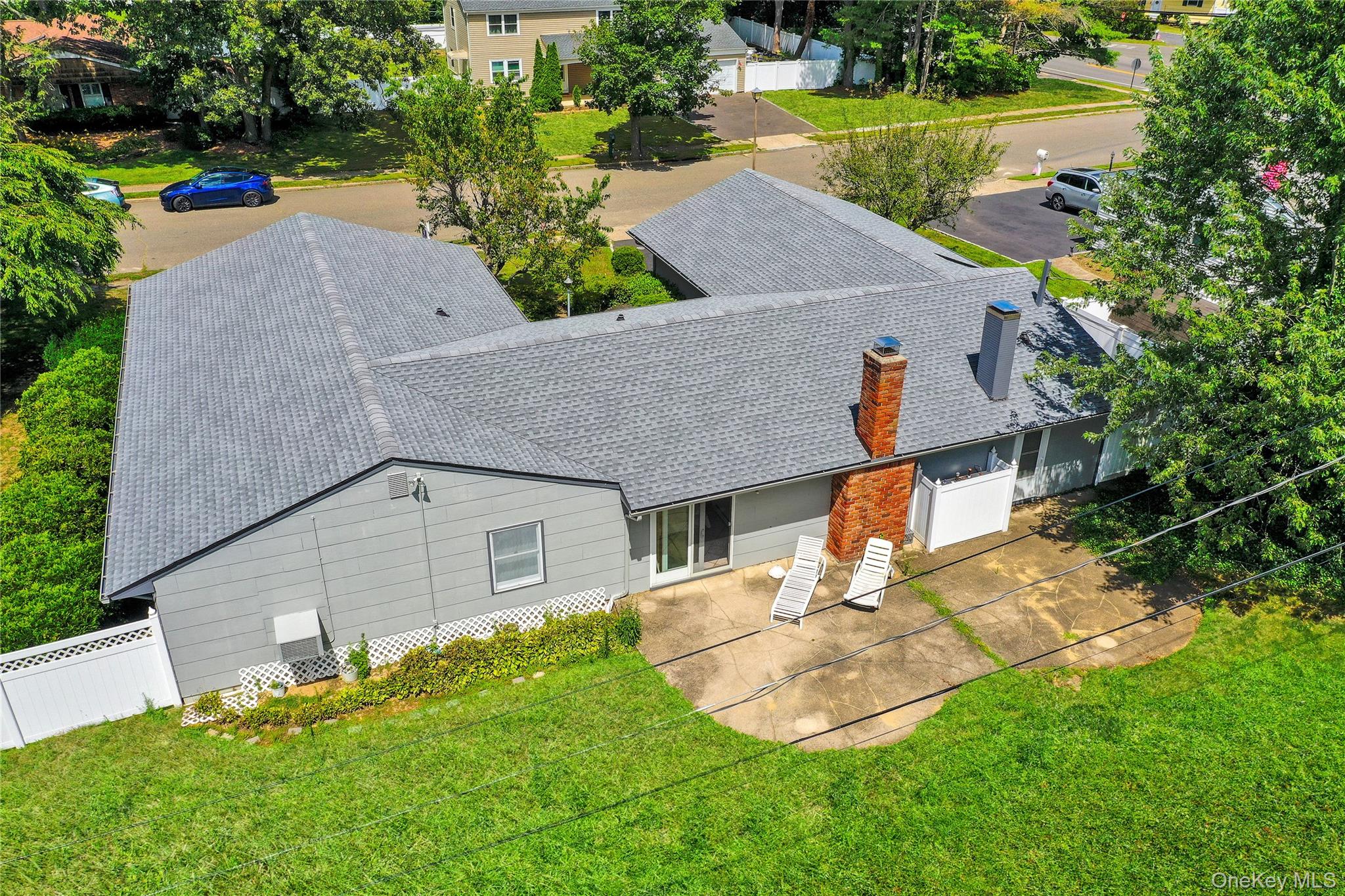 4 Tulip Grove Drive, Lake Grove, NY 11755