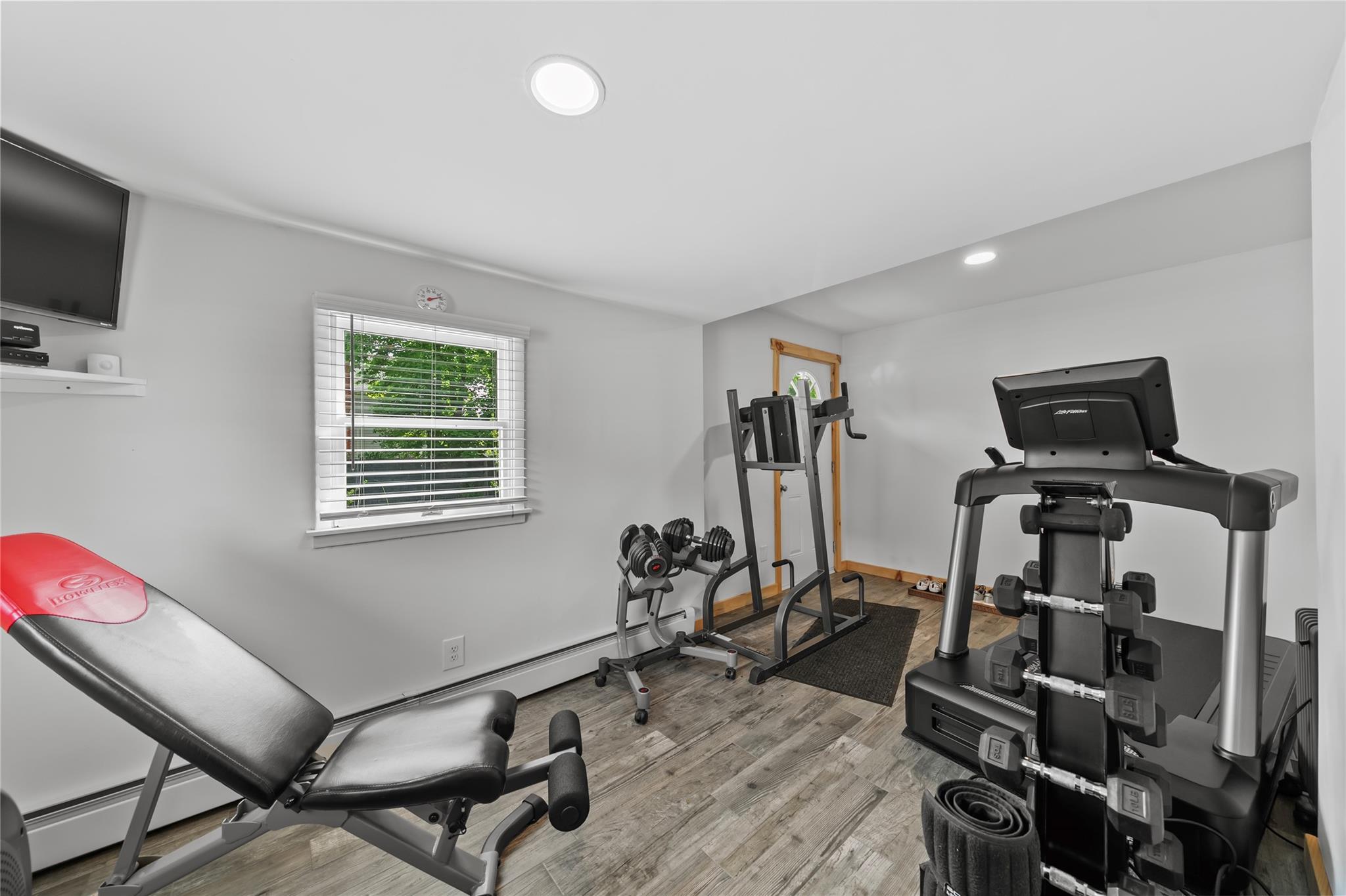 296 N Main Street, Sayville, NY 11782