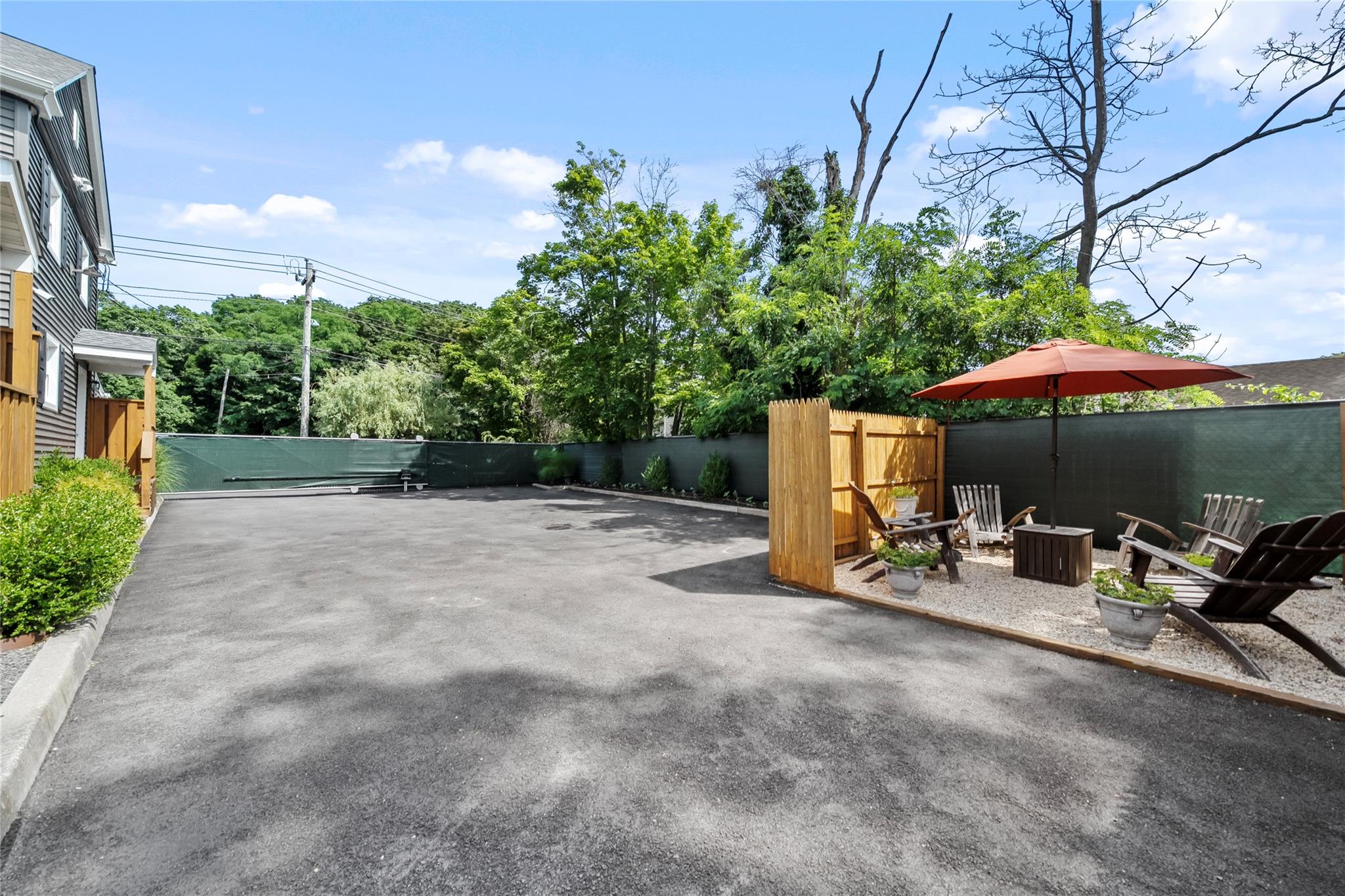 296 N Main Street, Sayville, NY 11782