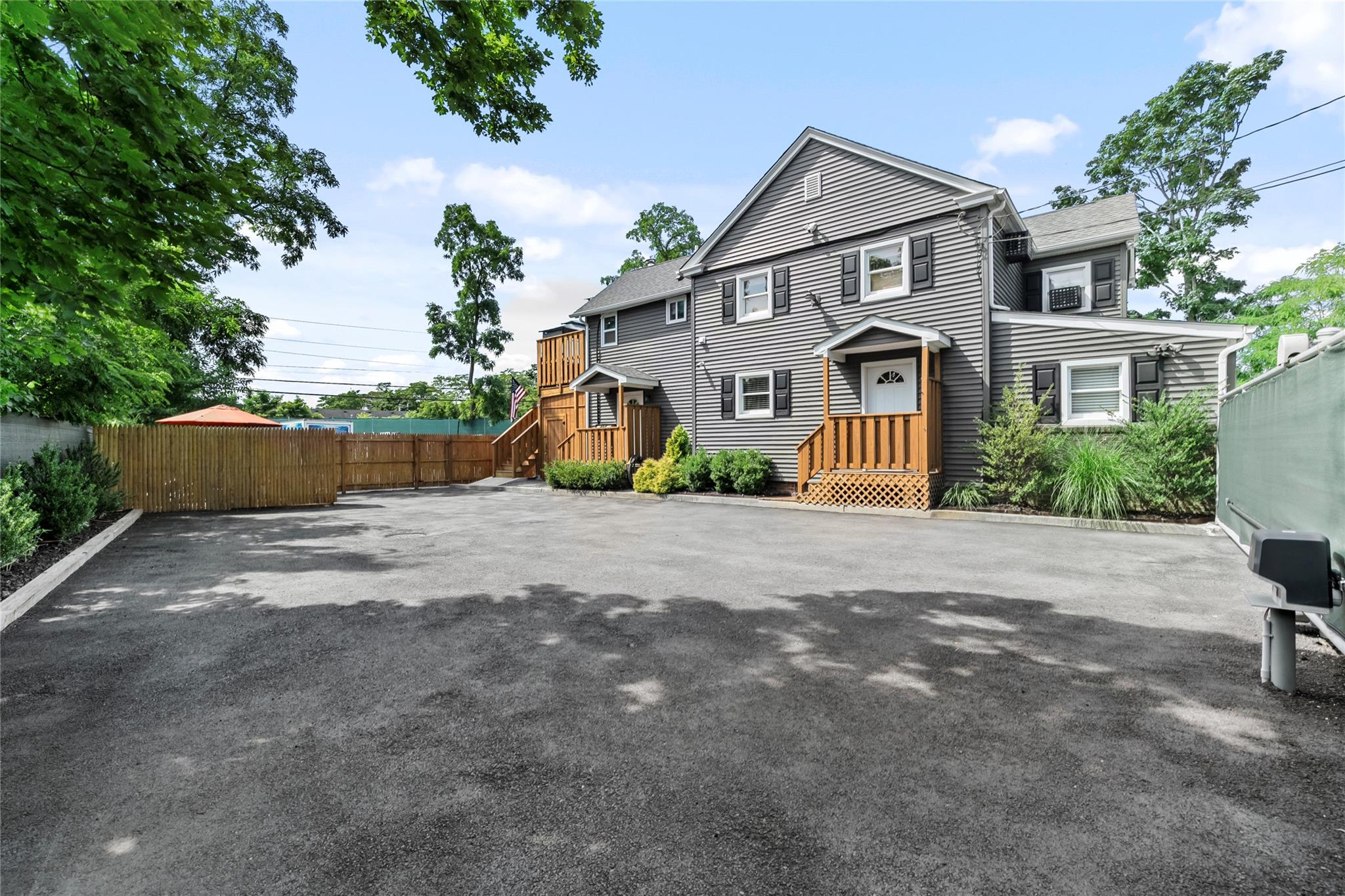 296 N Main Street, Sayville, NY 11782