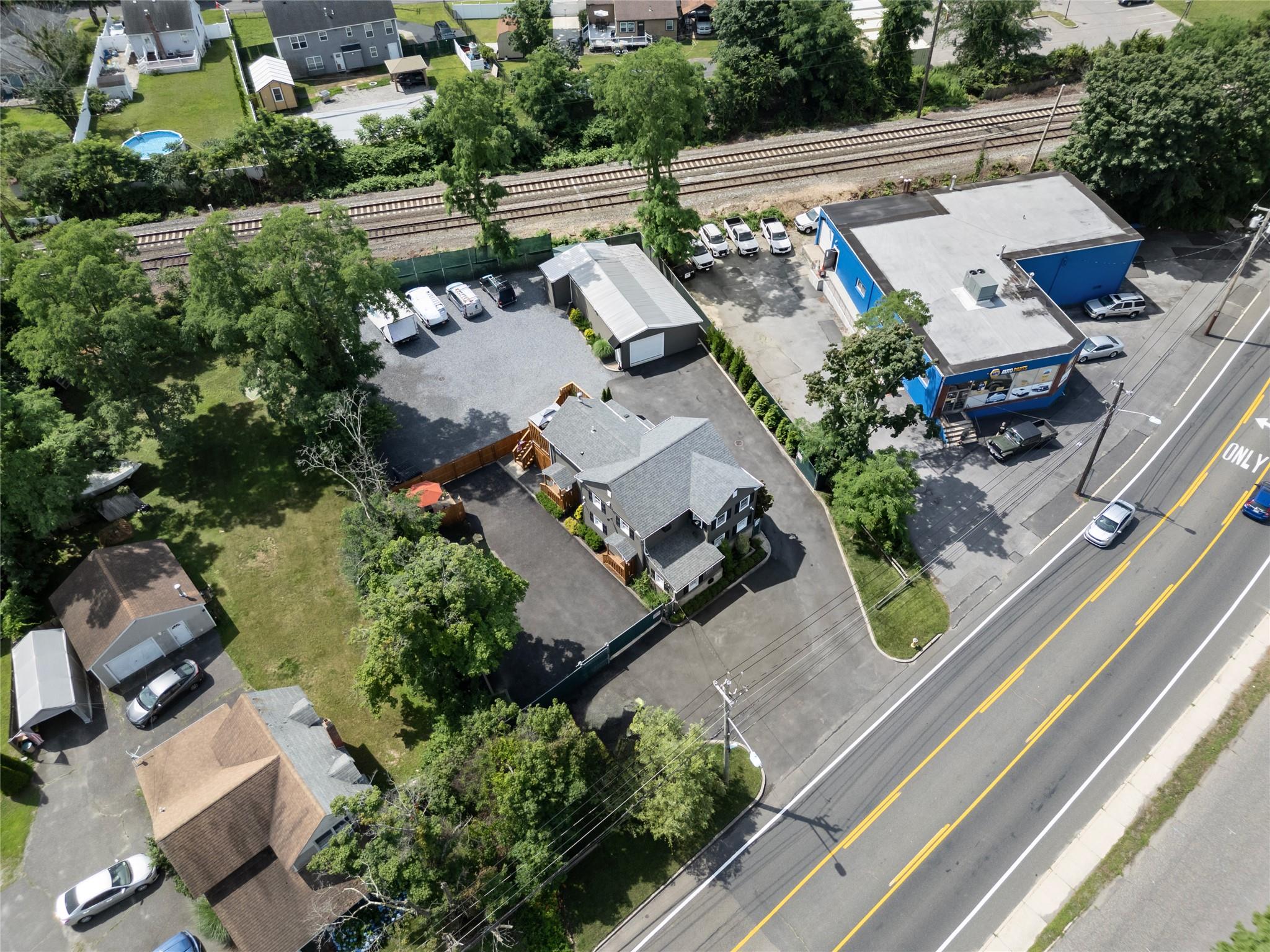 296 N Main Street, Sayville, NY 11782