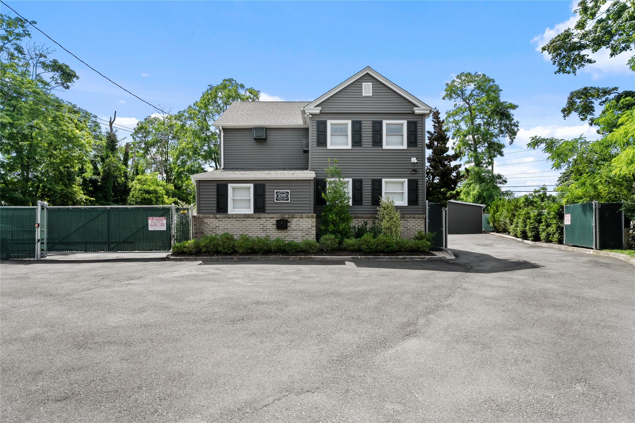 296 N Main Street, Sayville, NY 11782