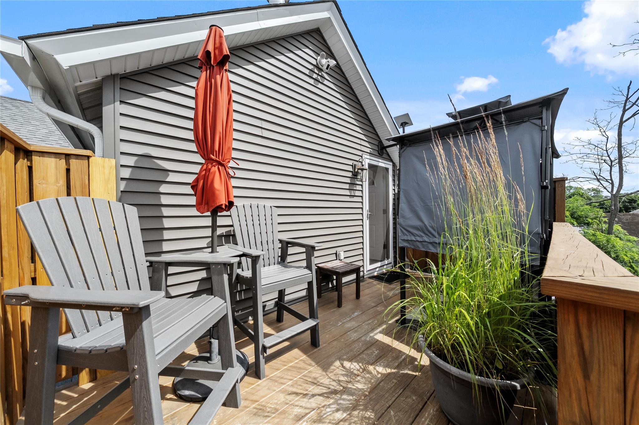 296 N Main Street, Sayville, NY 11782