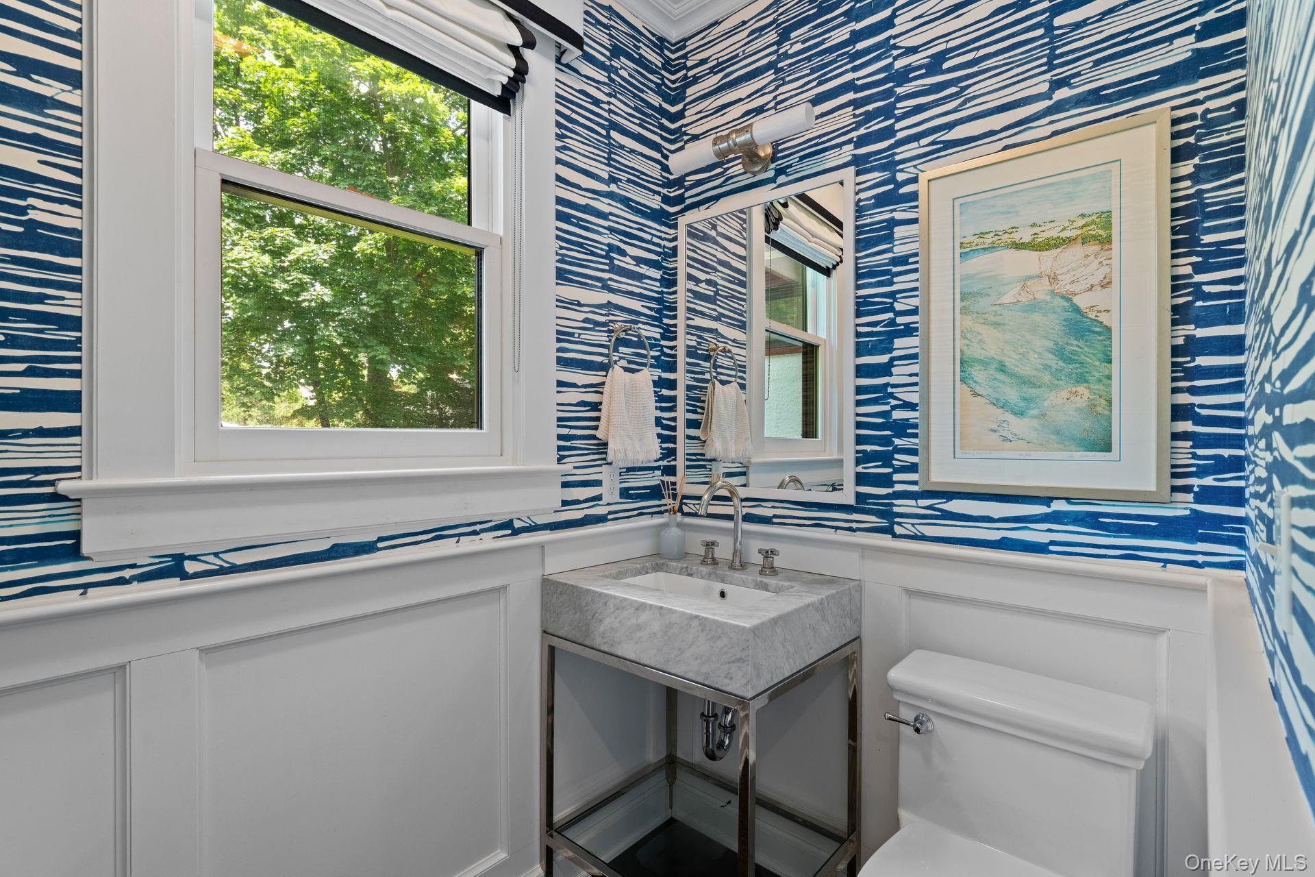 86 Lafayette Avenue, Sea Cliff, NY 11579