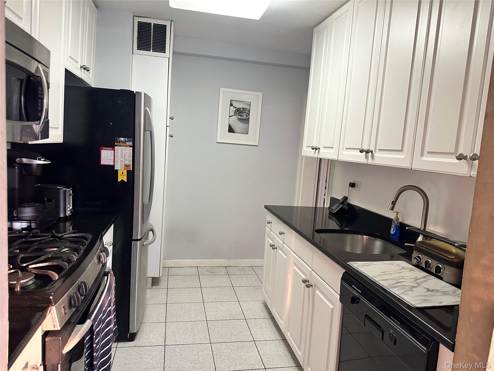 18-15 215 Street # 3M, Bayside, NY 11360