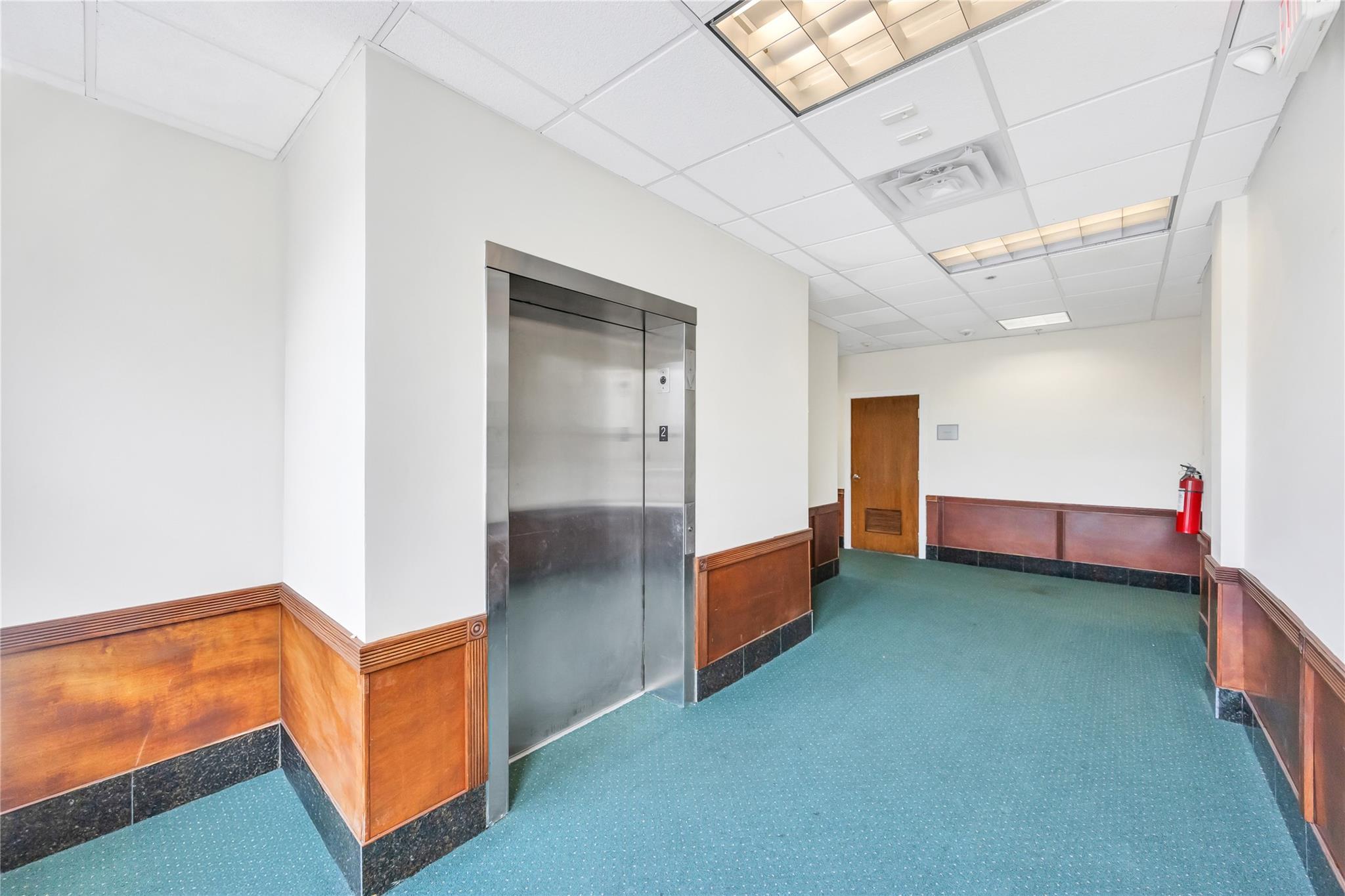 184 Sunrise Highway # 182, Rockville Centre, NY 11570