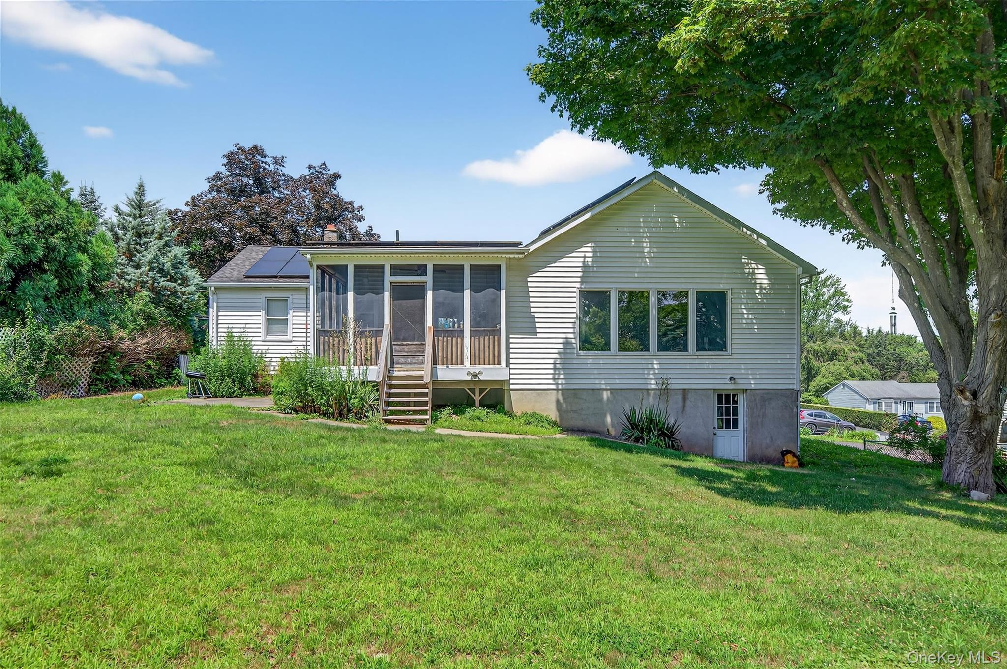 9 Woodland Road, Monroe, NY 10950