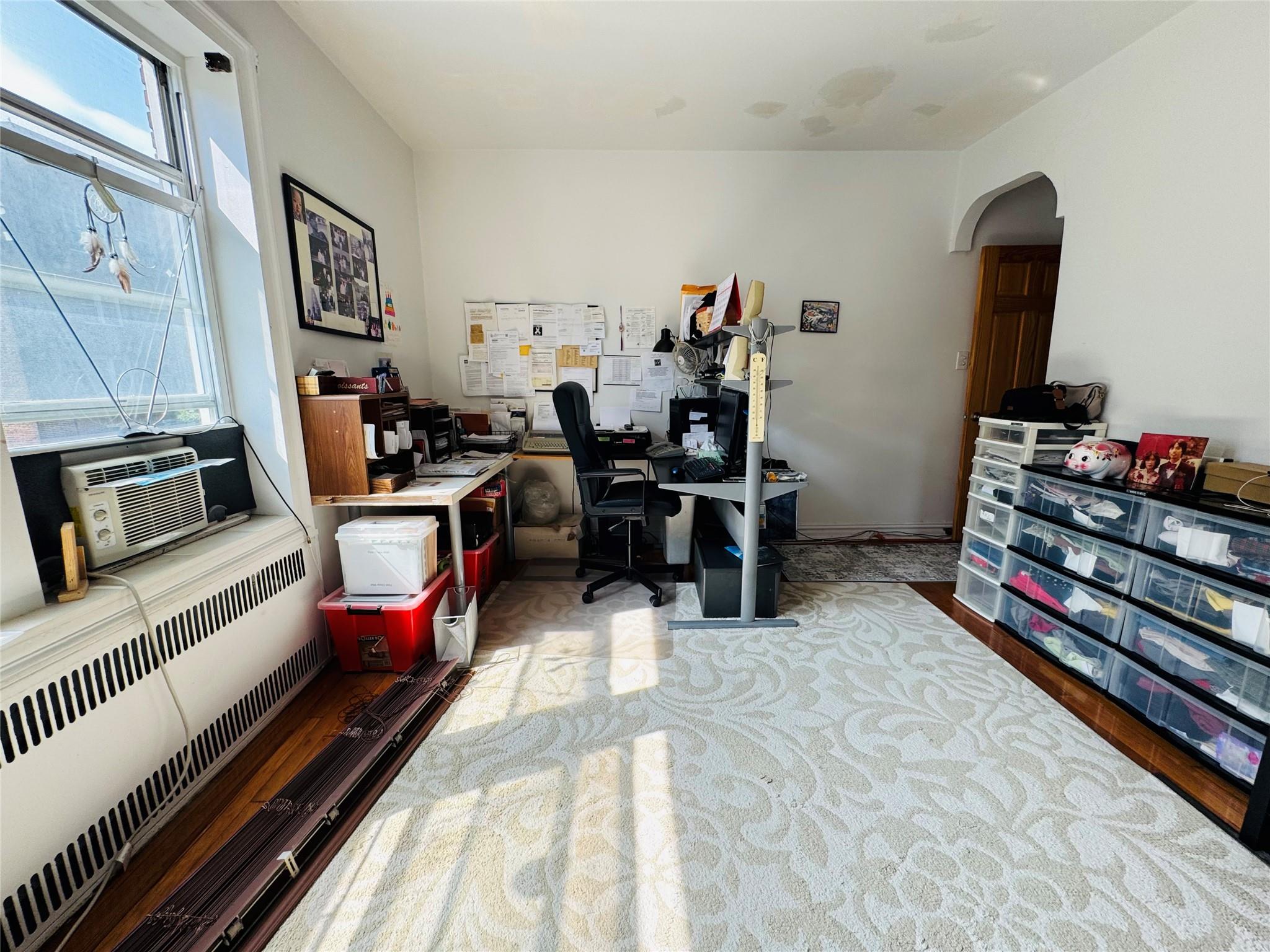 111-39 76 Road # D1, Forest Hills, NY 11375