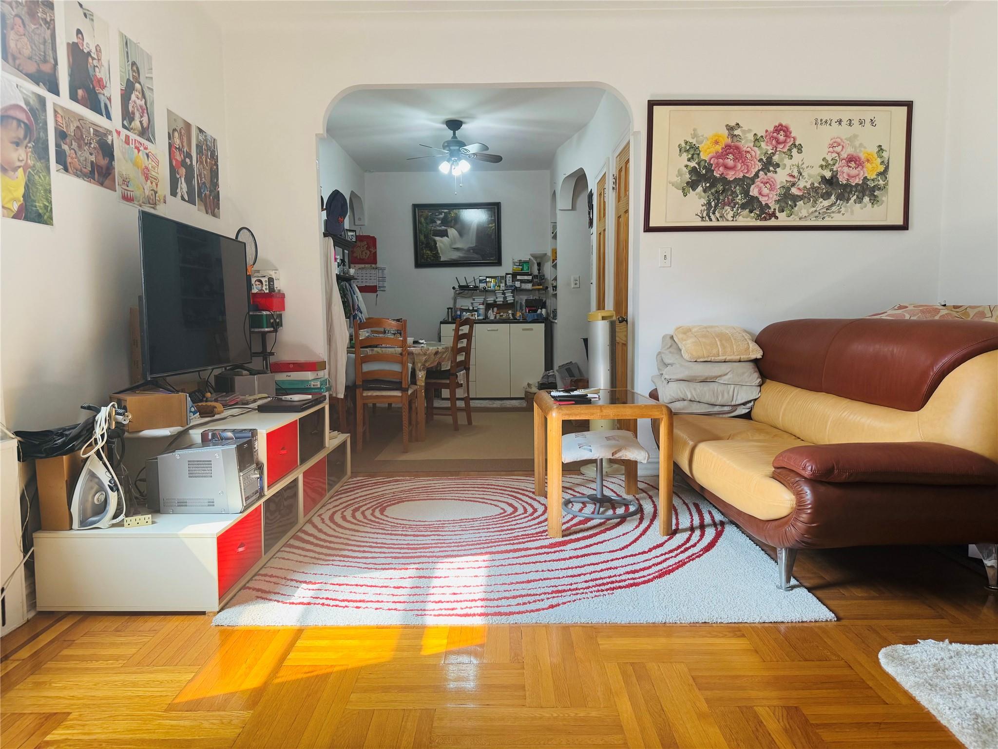 111-39 76 Road # D1, Forest Hills, NY 11375