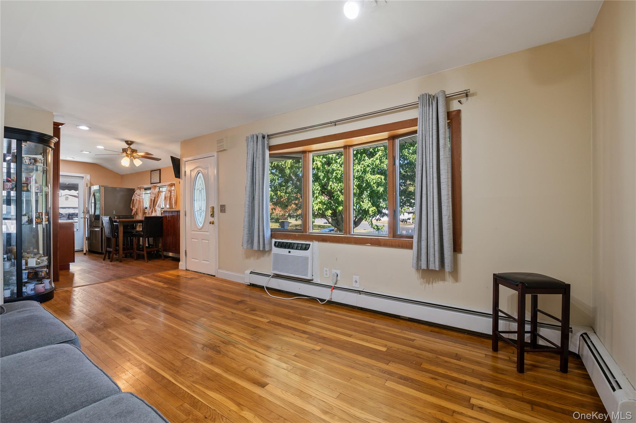 495 Jefferson Avenue, Brentwood, NY 11717