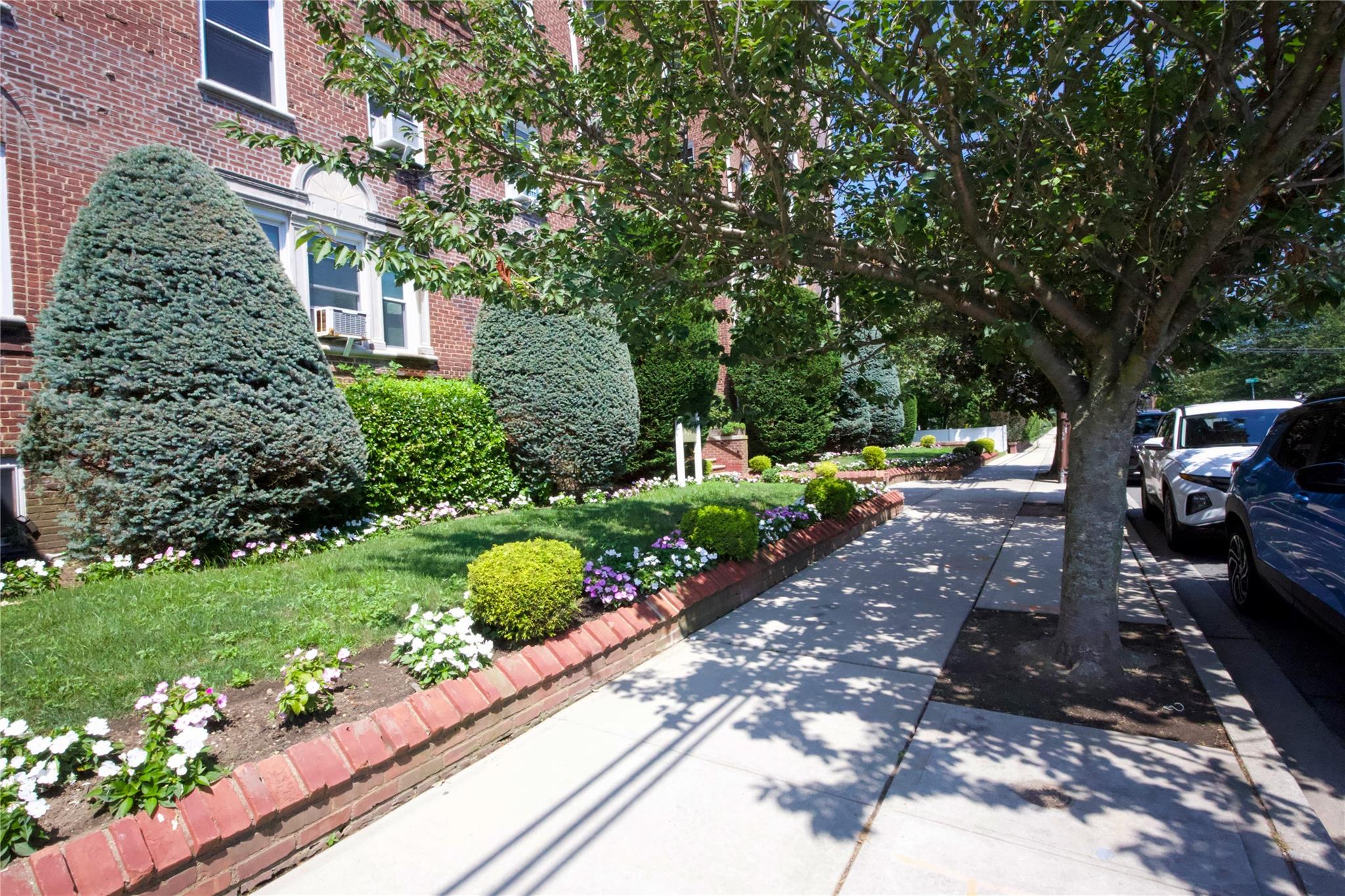 45 Grand Avenue # B7, Rockville Centre, NY 11570