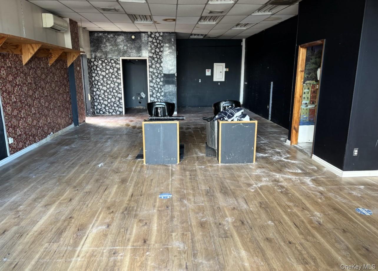 1 Stewart Place, Valley Stream, NY 11581