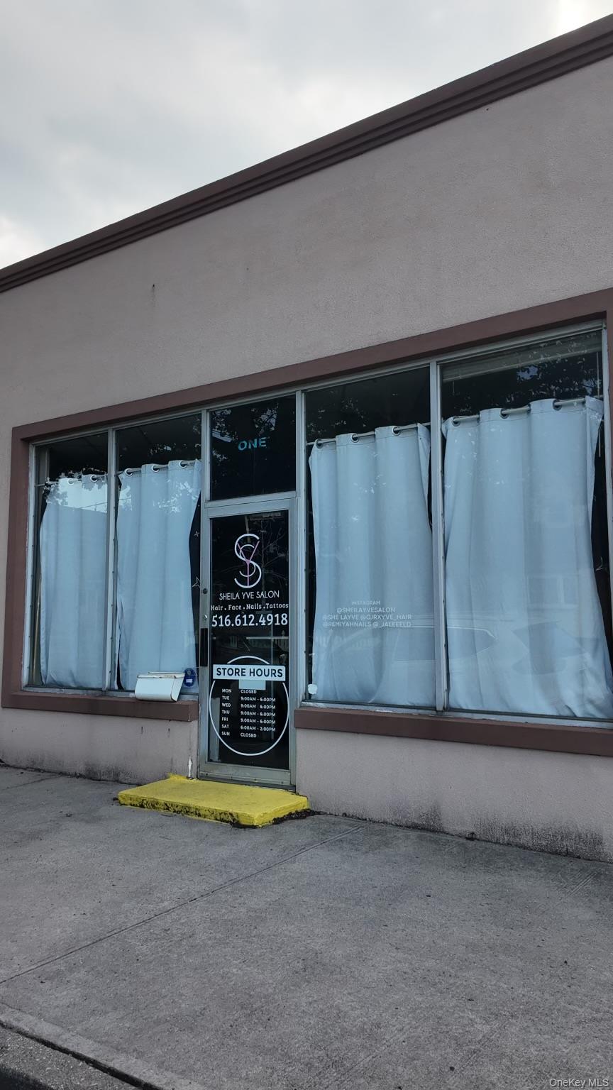 1 Stewart Place, Valley Stream, NY 11581