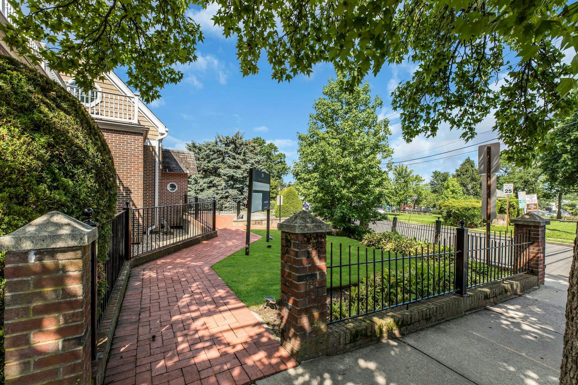 135 Plandome Road, Manhasset, NY 11030