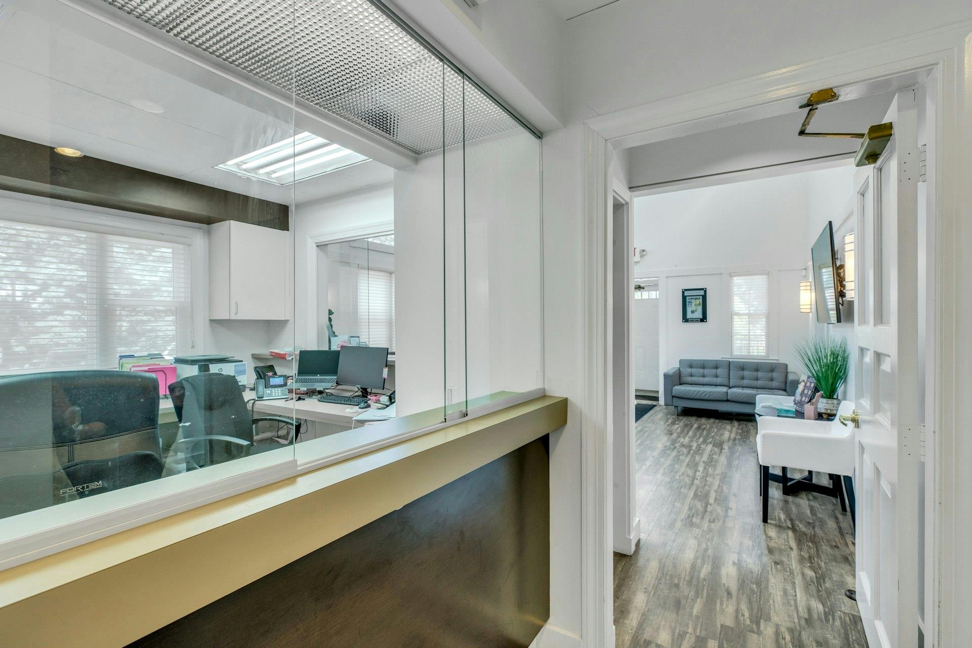 135 Plandome Road, Manhasset, NY 11030