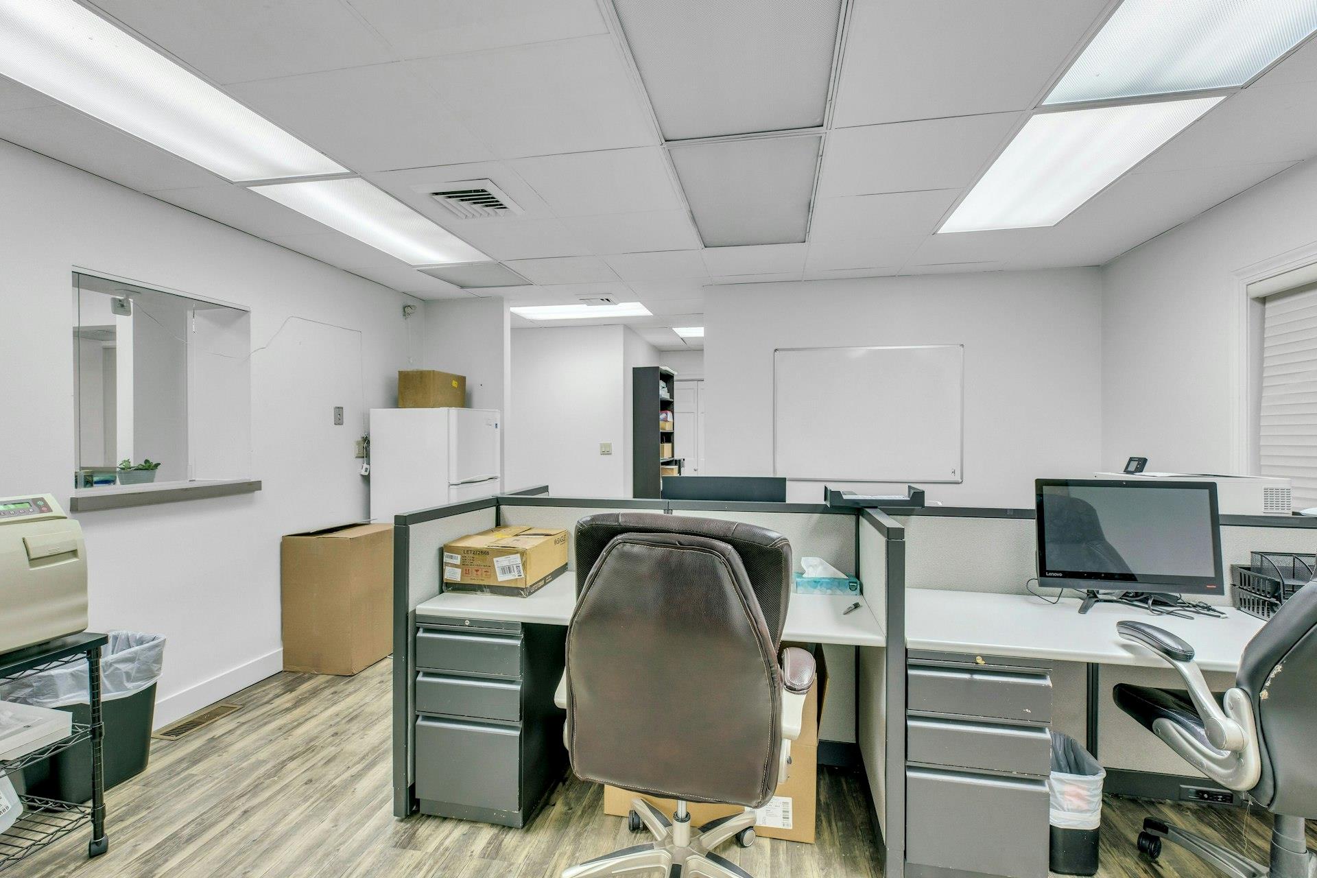 135 Plandome Road, Manhasset, NY 11030